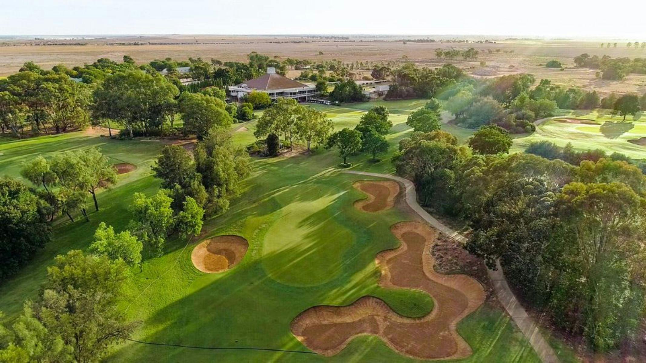 Murray Downs Country Club