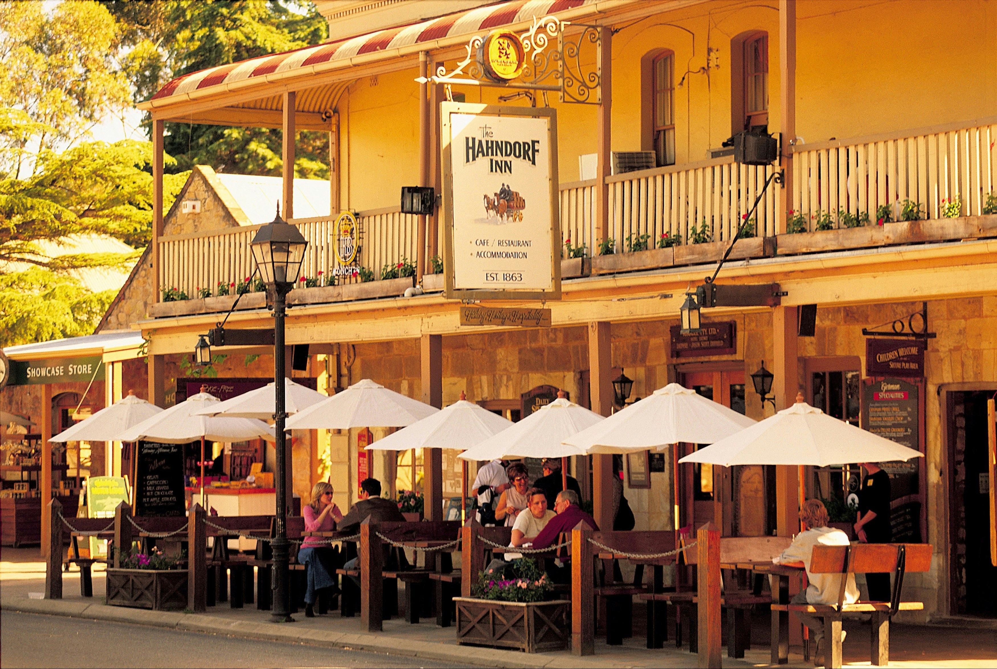 Hahndorf Inn, Hahndorf & Adelaide Hills Wine Tour, Trail Hopper