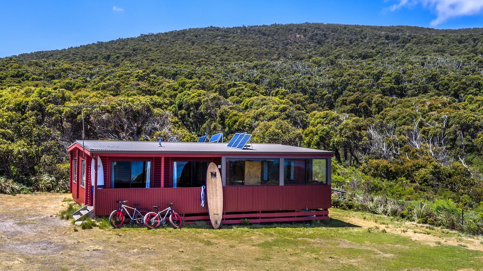 Cloudy Bay Cabin - Front view