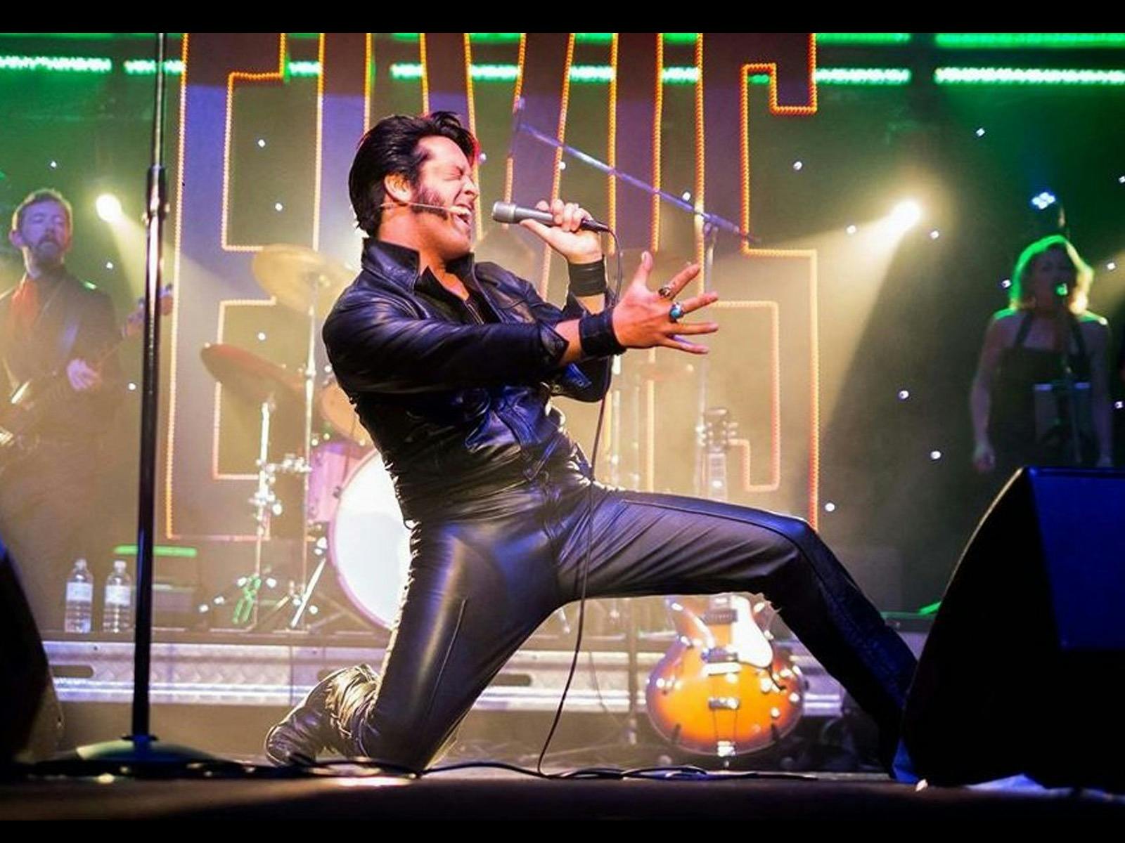 THE ELVIS BIG BAND CHRISTMAS SPECTACULAR
