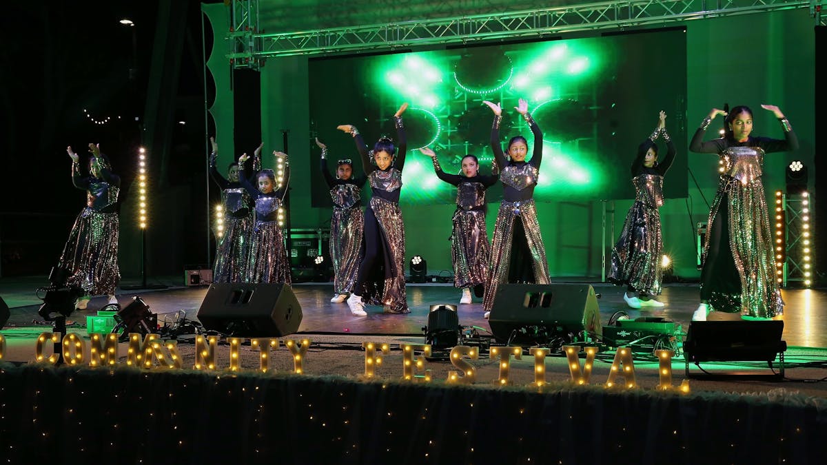 Dance 4