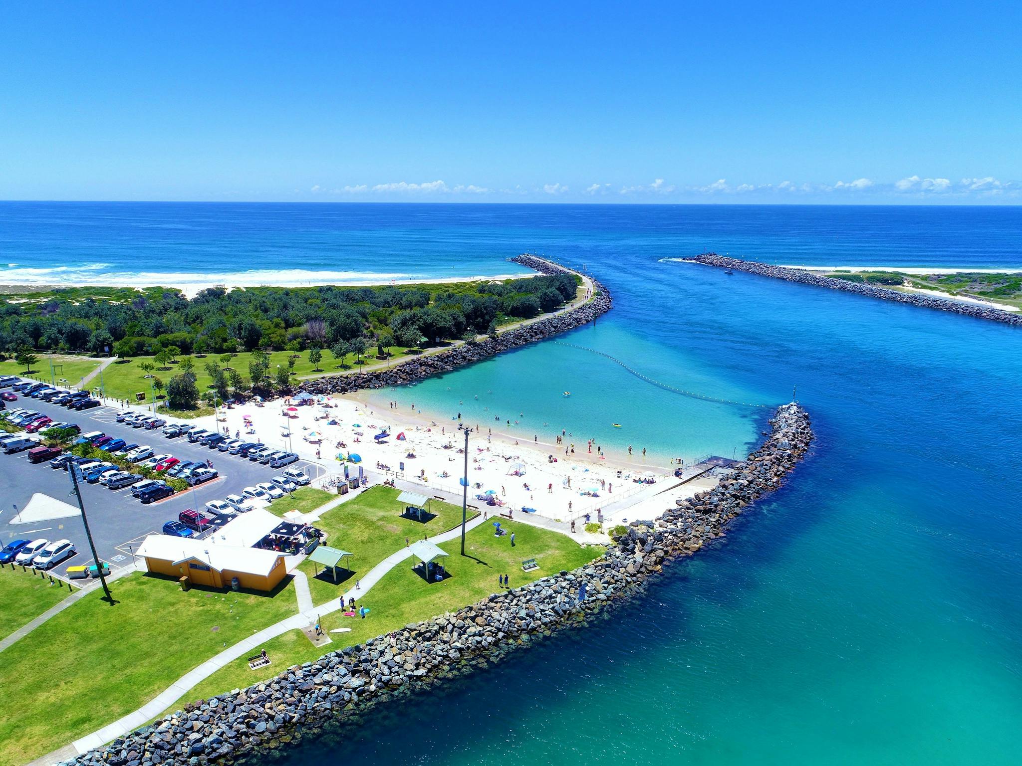 Tuncurry Rock Pool - Forster | VisitNSW.com