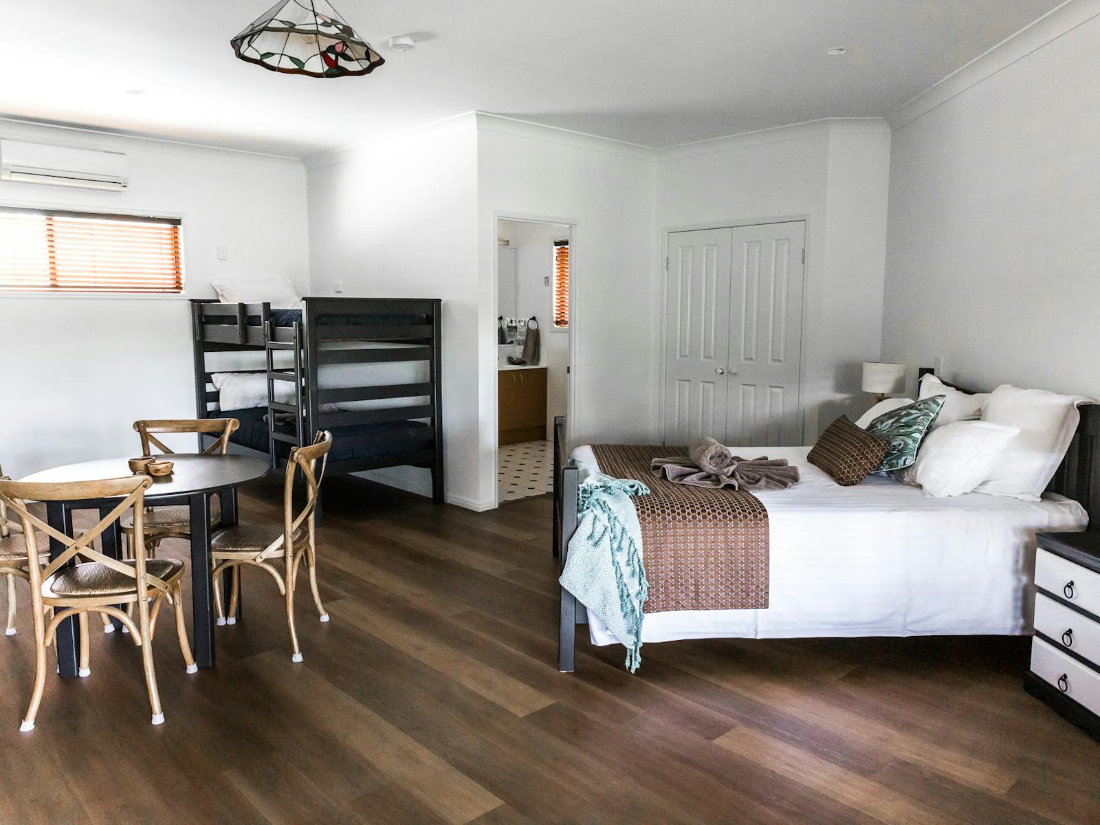 Family Room Sleeps 6 Bearded Dragon Hotel Tamborine Family Room Sleeps 6 Bearded Dragon Hotel Tamborine