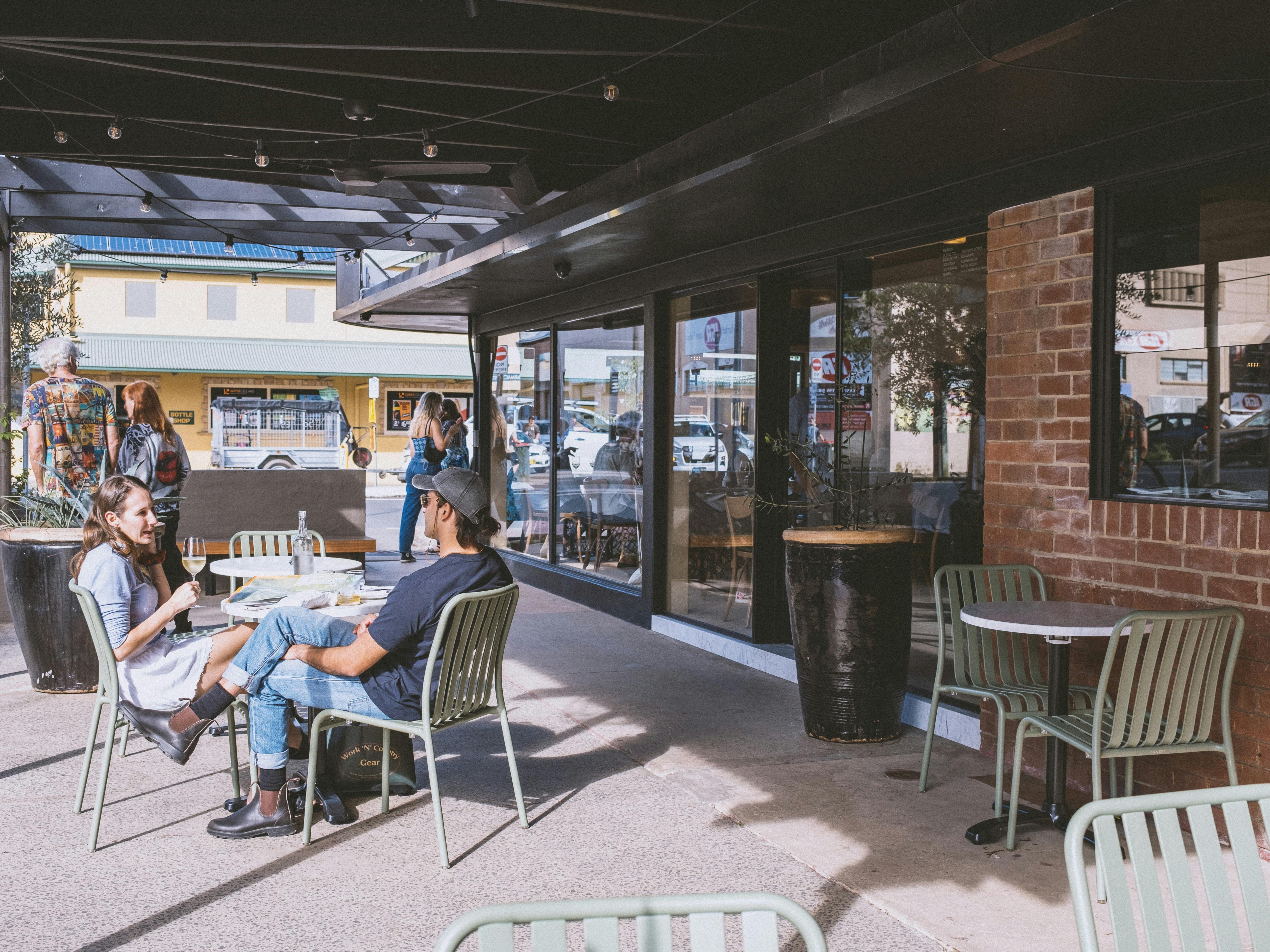 M|Arts Precinct에 위치한 Bistro Livi에서 친구들과 함께 술 한 잔을 즐겨보세요.