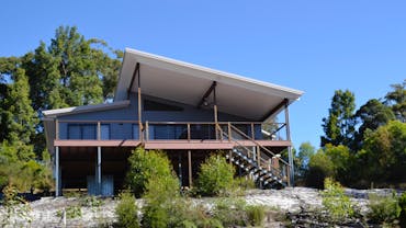 Kokomo is set amongst native bushland with glimpses of the sea Kokomo is set amongst native bushland with glimpses of the sea