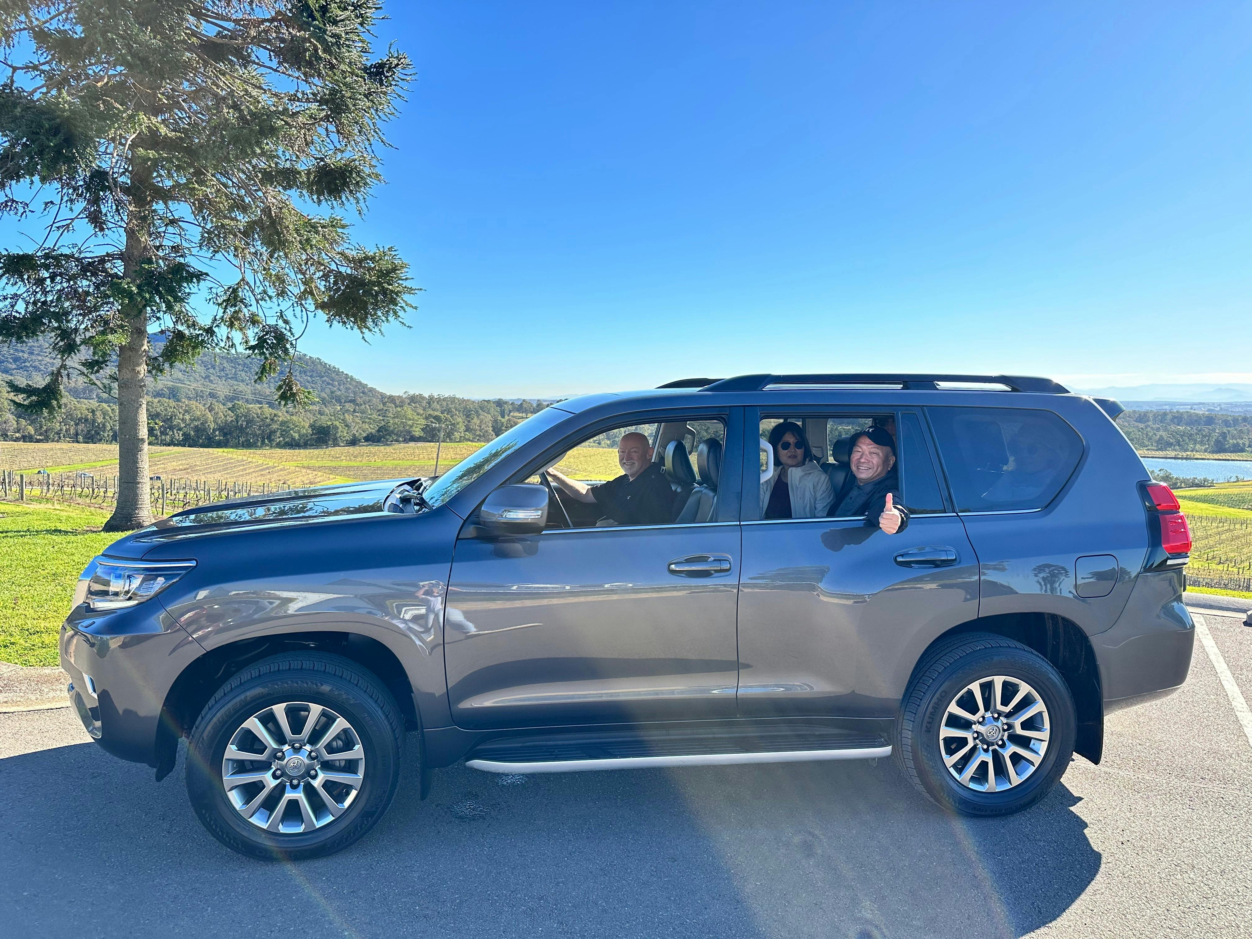 상징적인 오드리 윌킨슨 포도원(Audrey Wilkinson Vineyard)에서 와인 시음.