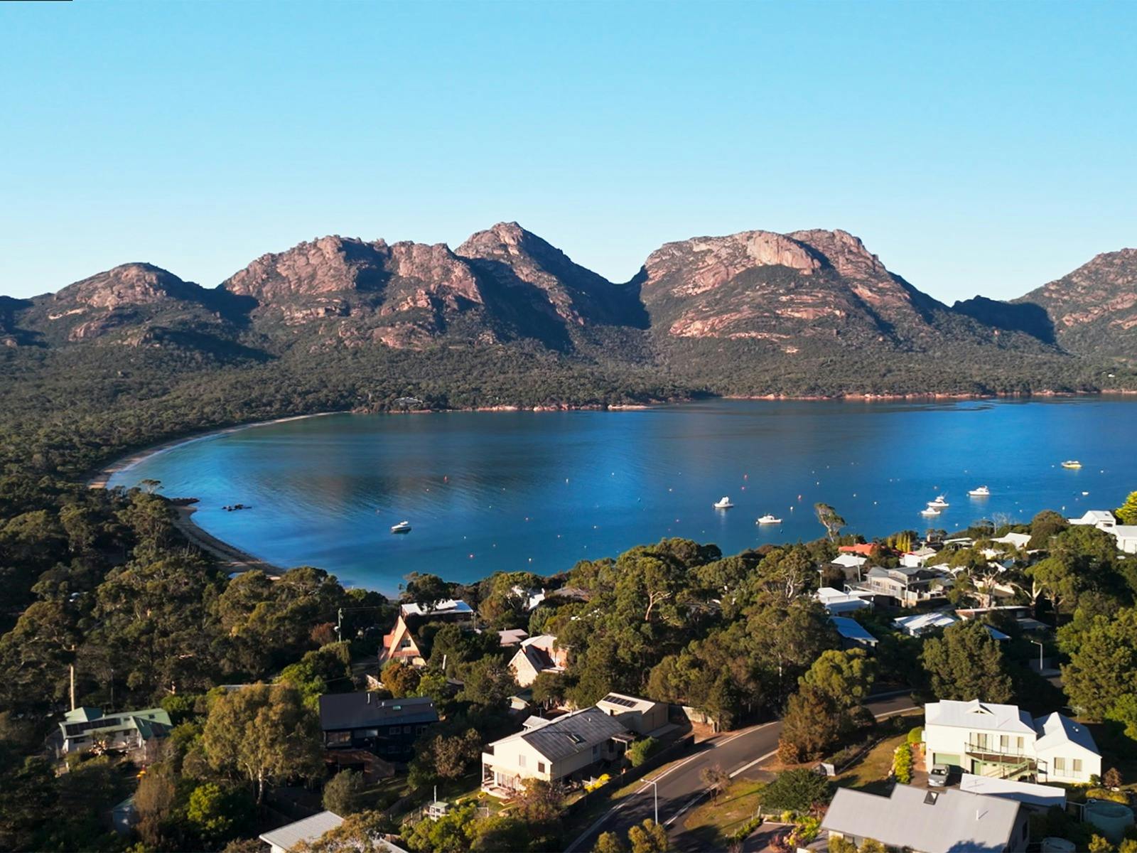 Bay views, vino and winter stargazing image