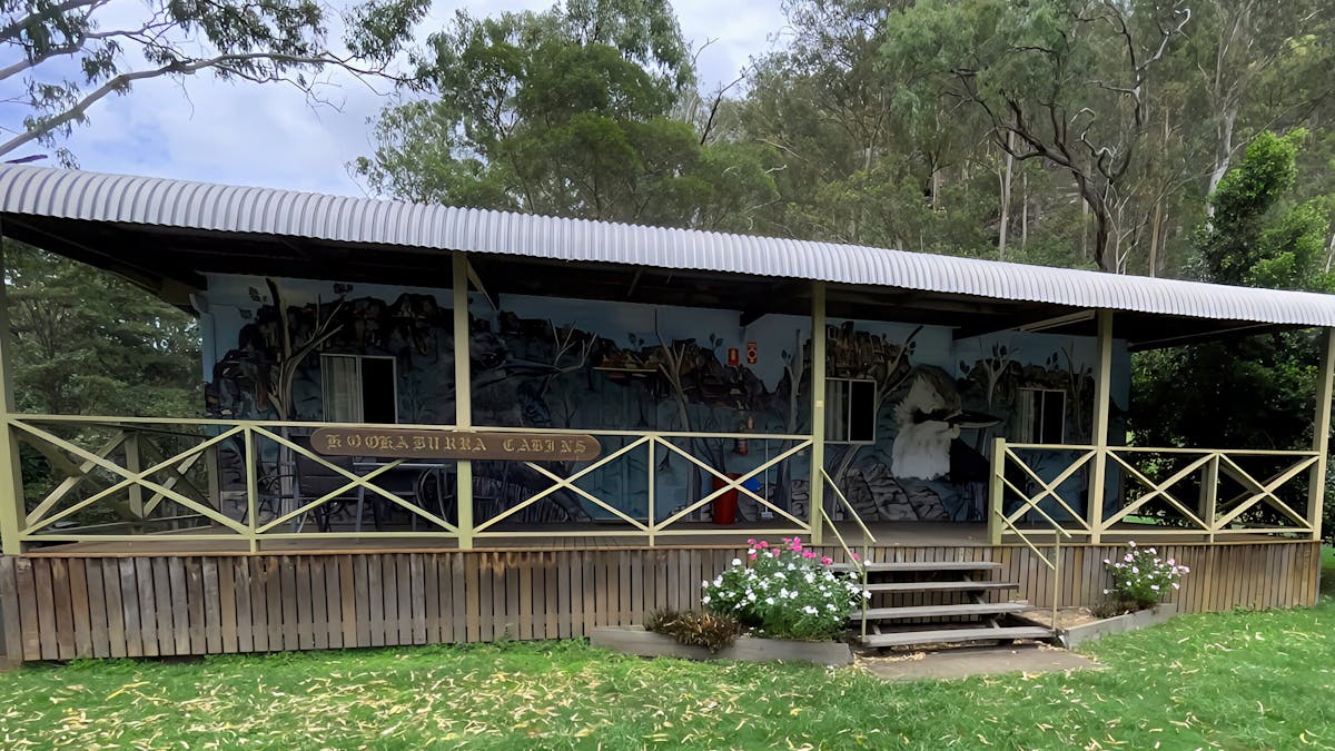 Cabins to suit all stays from solo travelers to large families