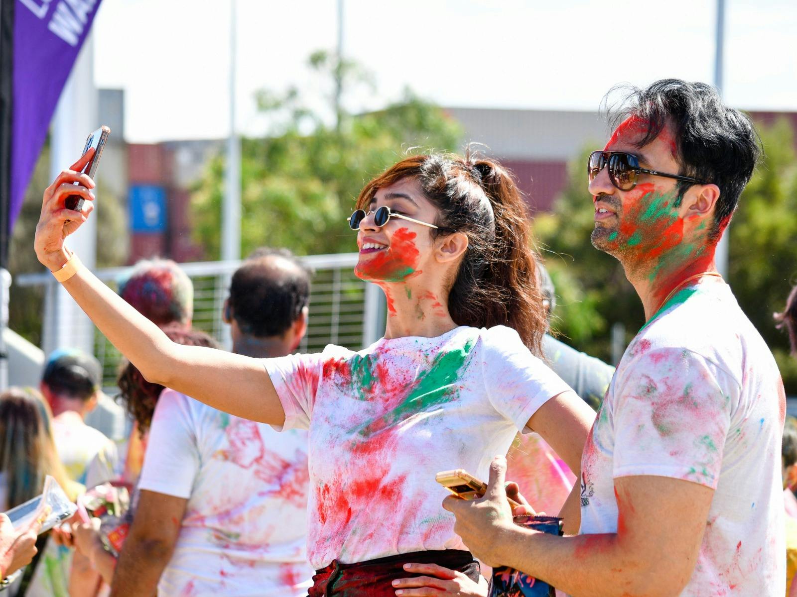 Play with Plant-Based Colours  with friends and family