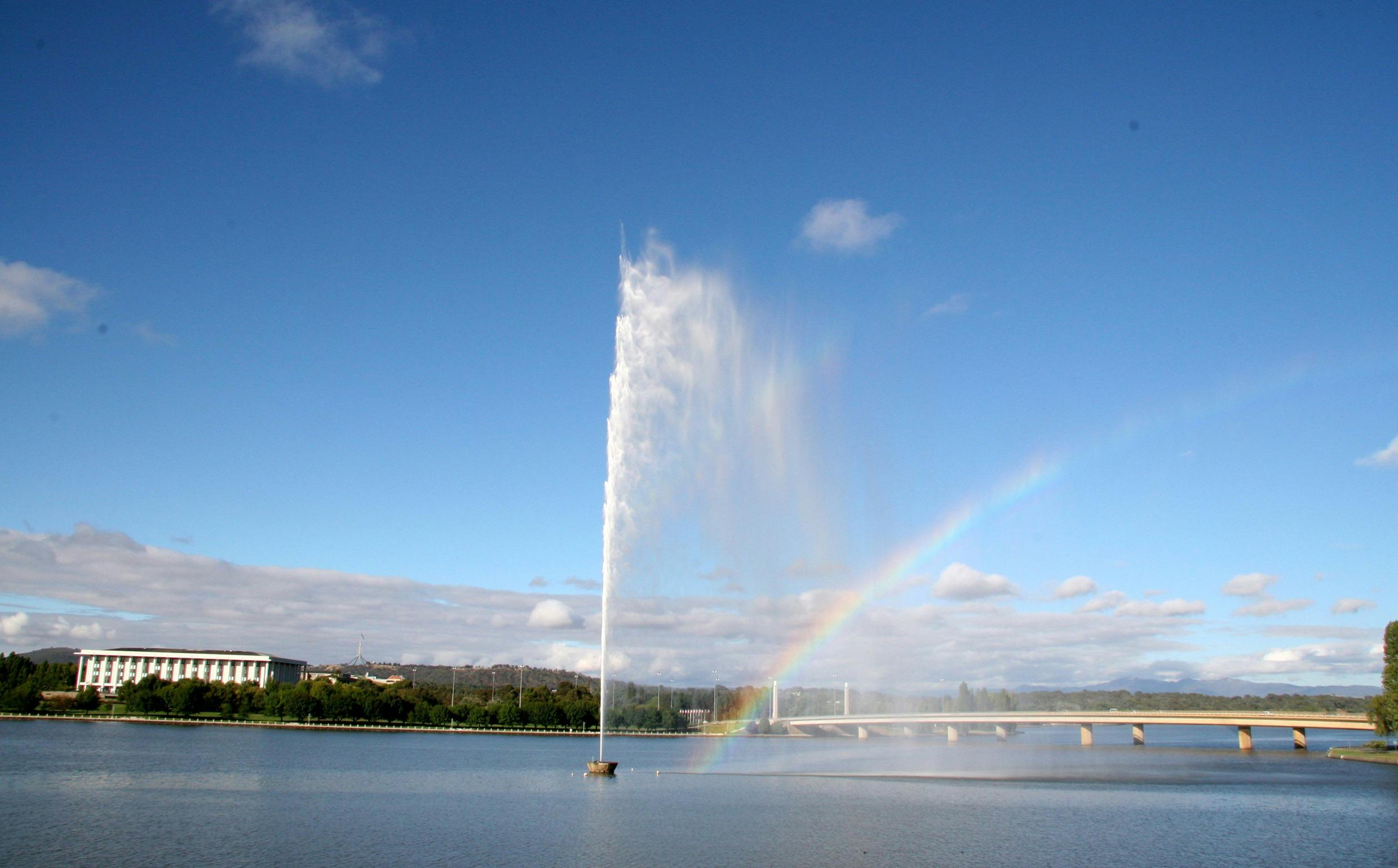 Canberra Highlights - Capital Tales, Government & Architecture