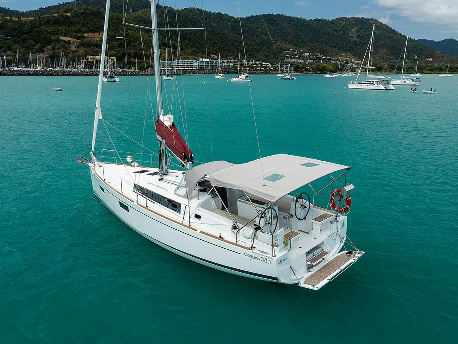 Beneteau 38.1 - On a mooring