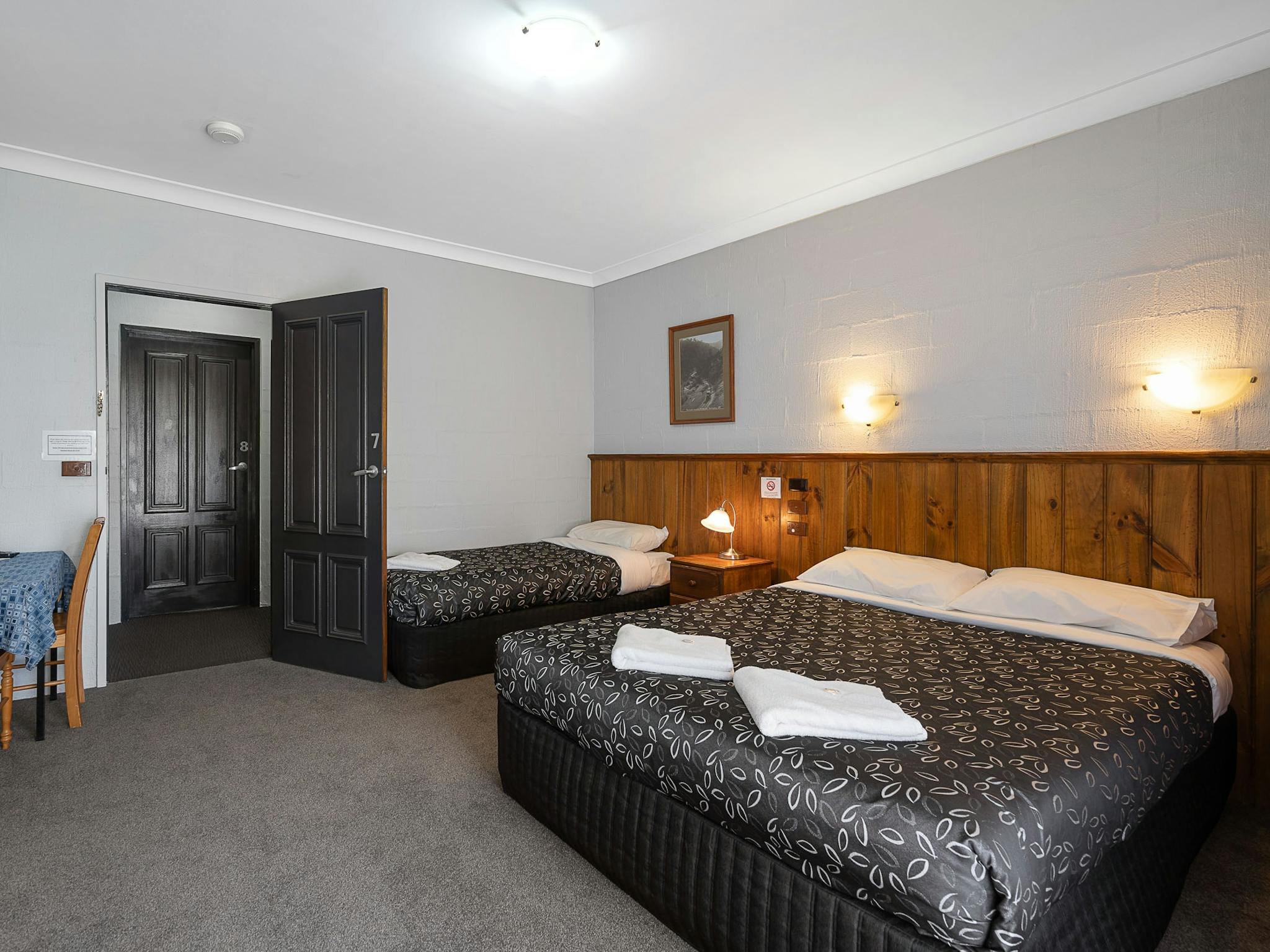 Room 7