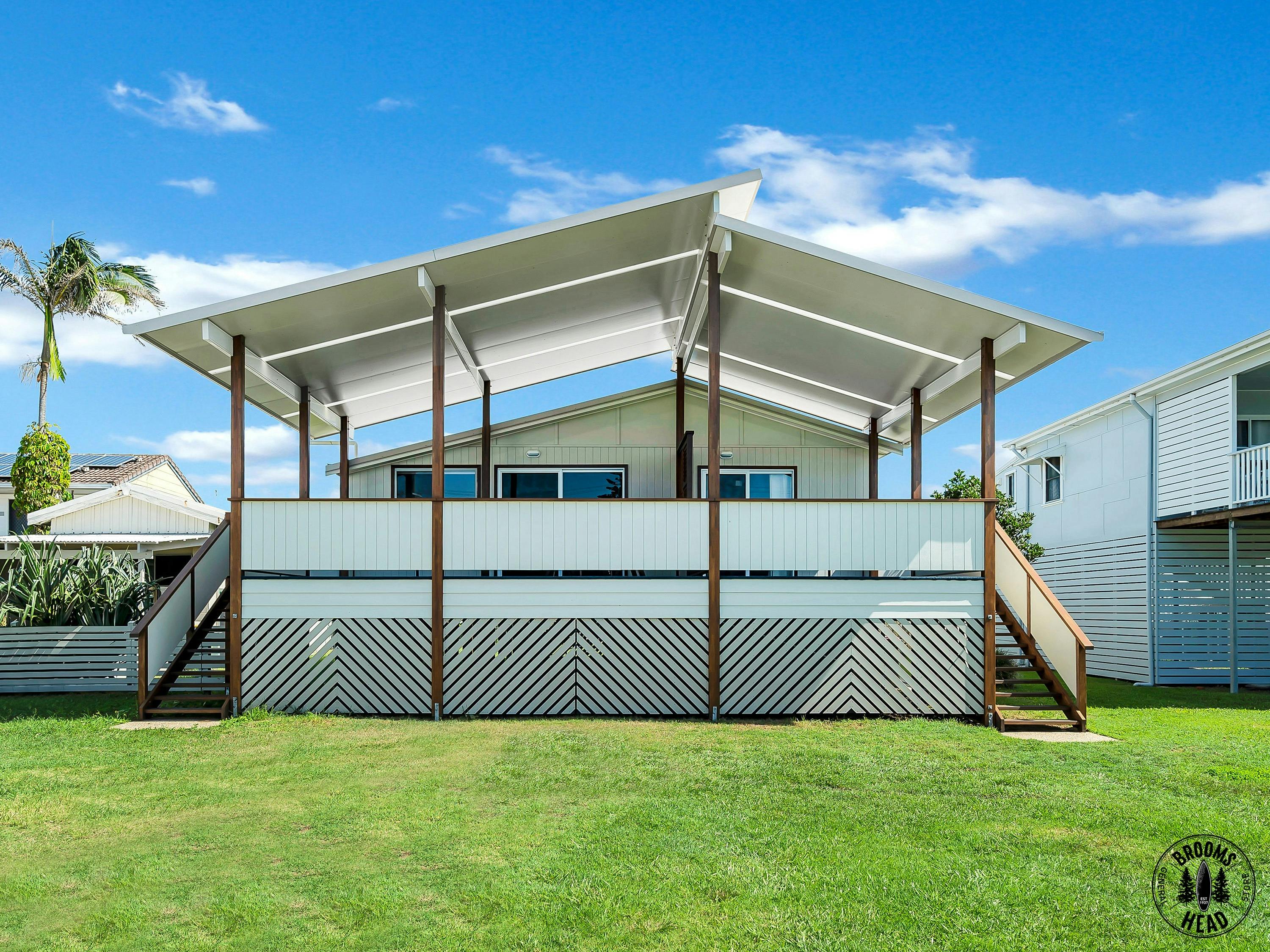 隣接する2つのアパート