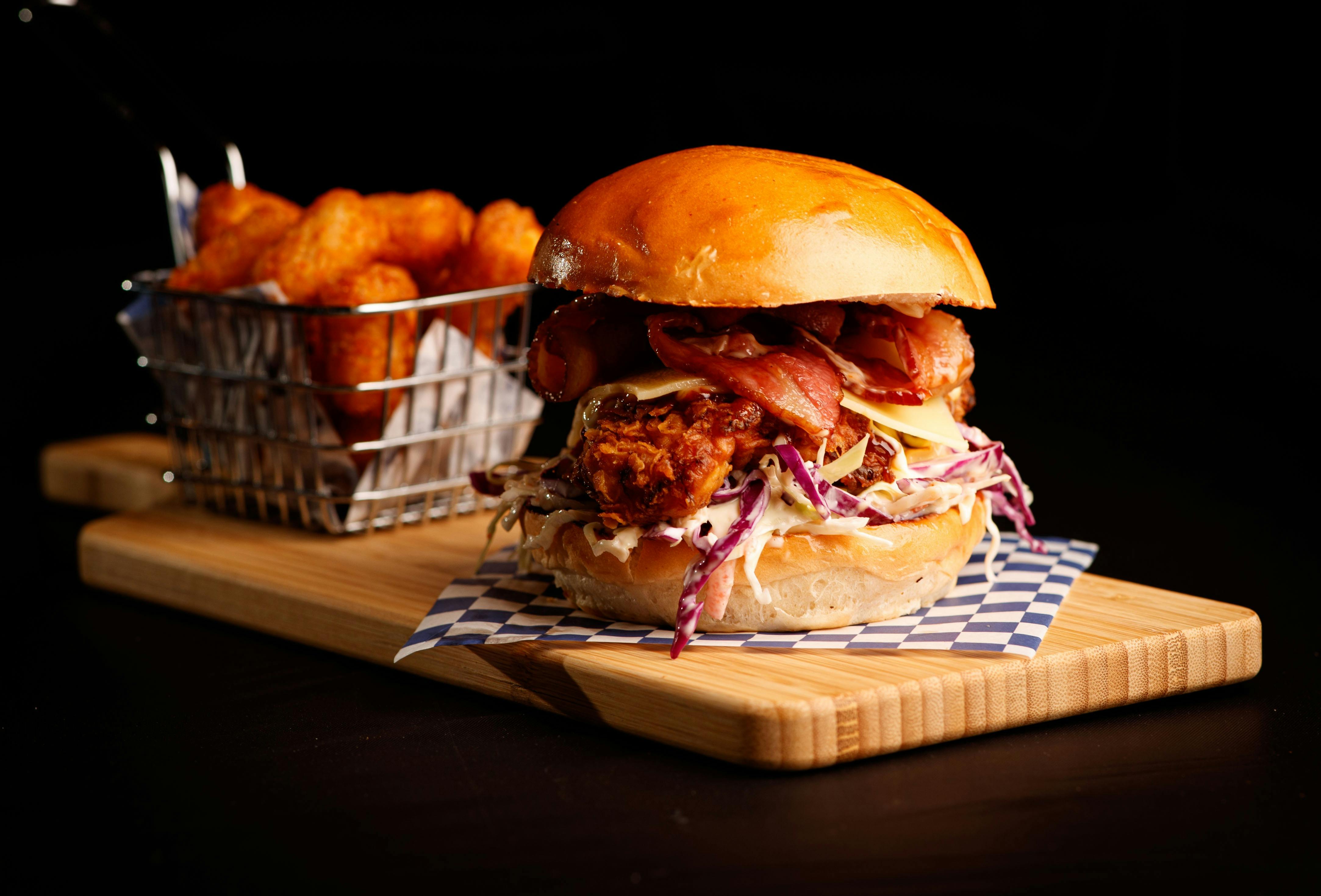 Benny's American Burger Elizabeth