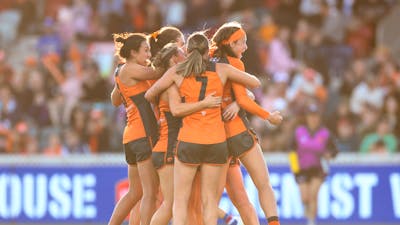 GIANTS AFLW Players Celebrating