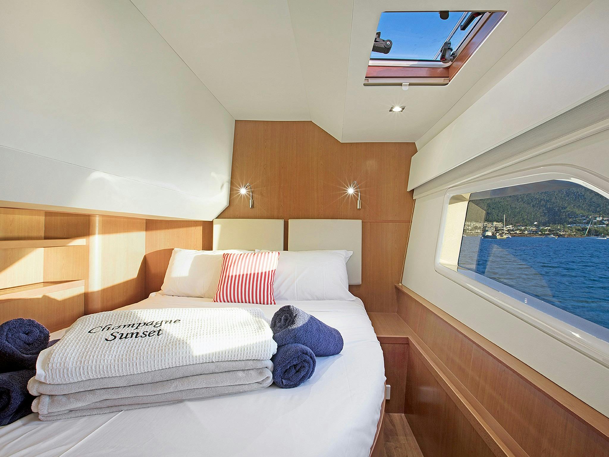 Aquila 44 - Starboard cabin