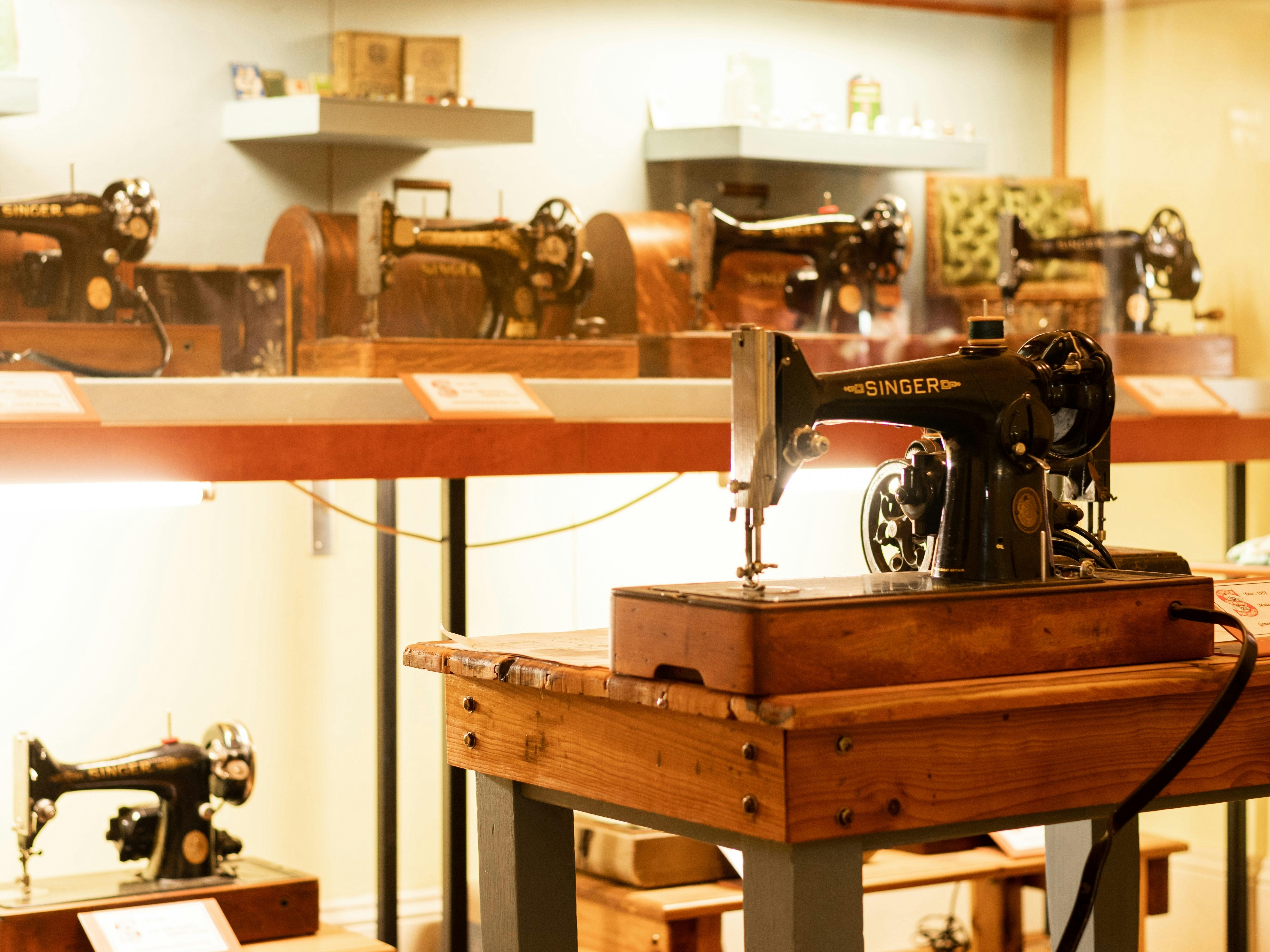 Singer Sewing Machine collection with old models over the century.