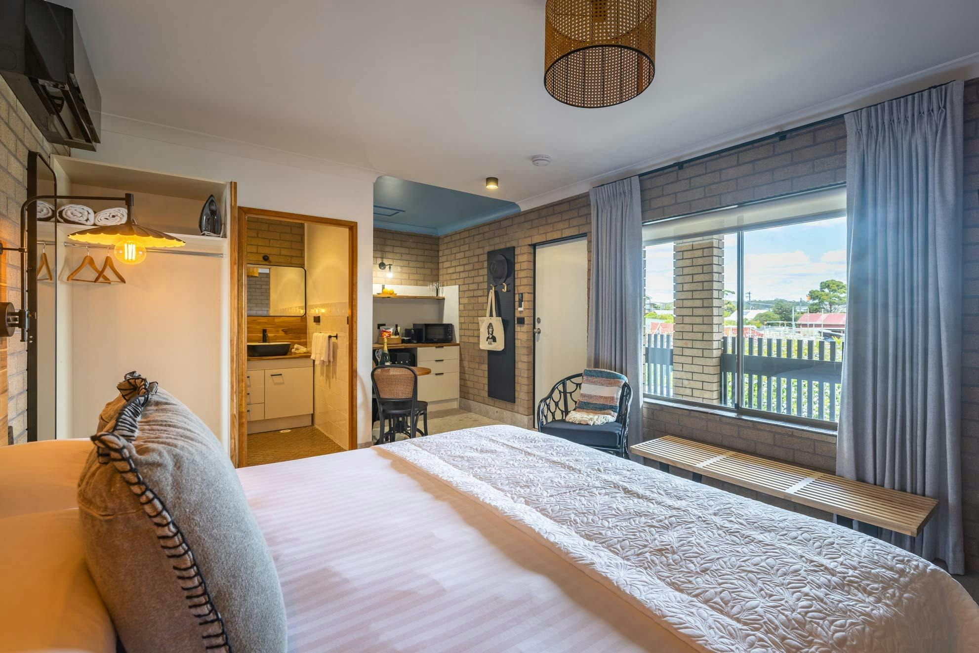 Classic King Room (Motel)