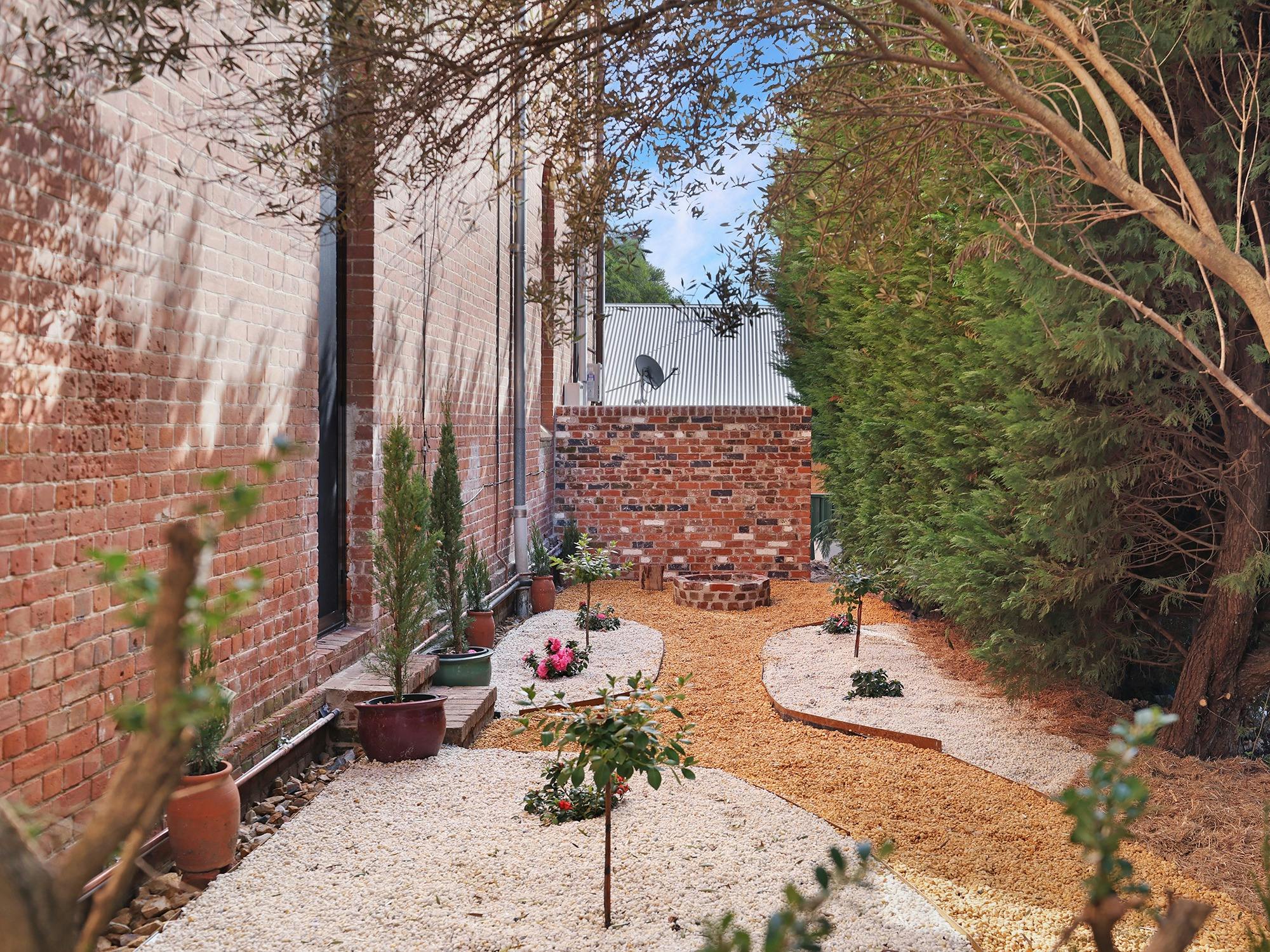 exterior image of Soho Apartmnent, private courtyard