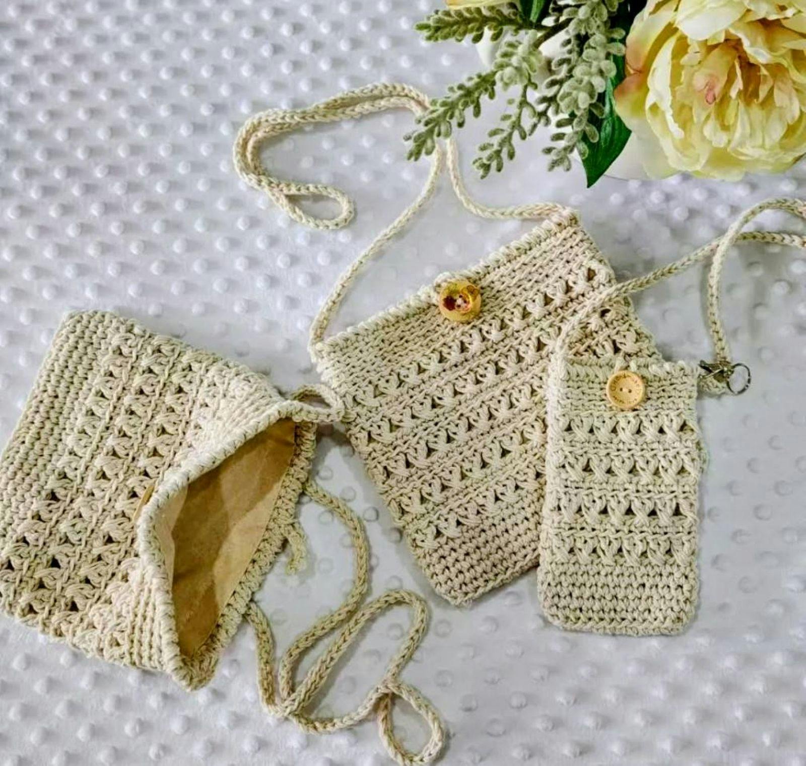 crochet bags cream