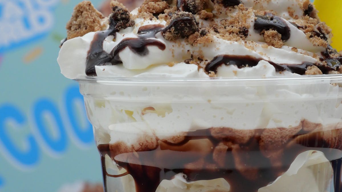 a delciuous cookie sundae dessert available in the colder months
