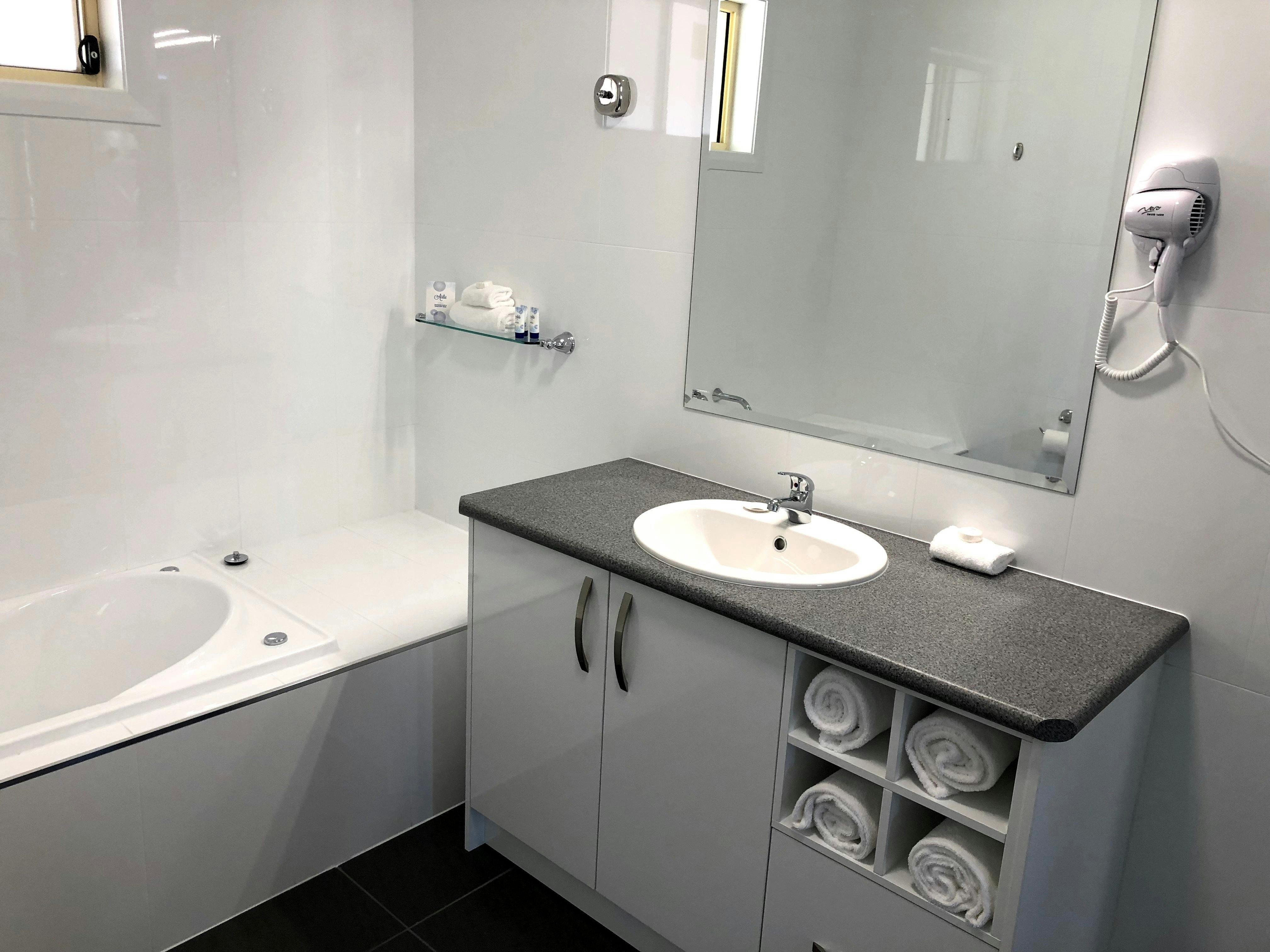 The Leeton Heritage Motor Inn