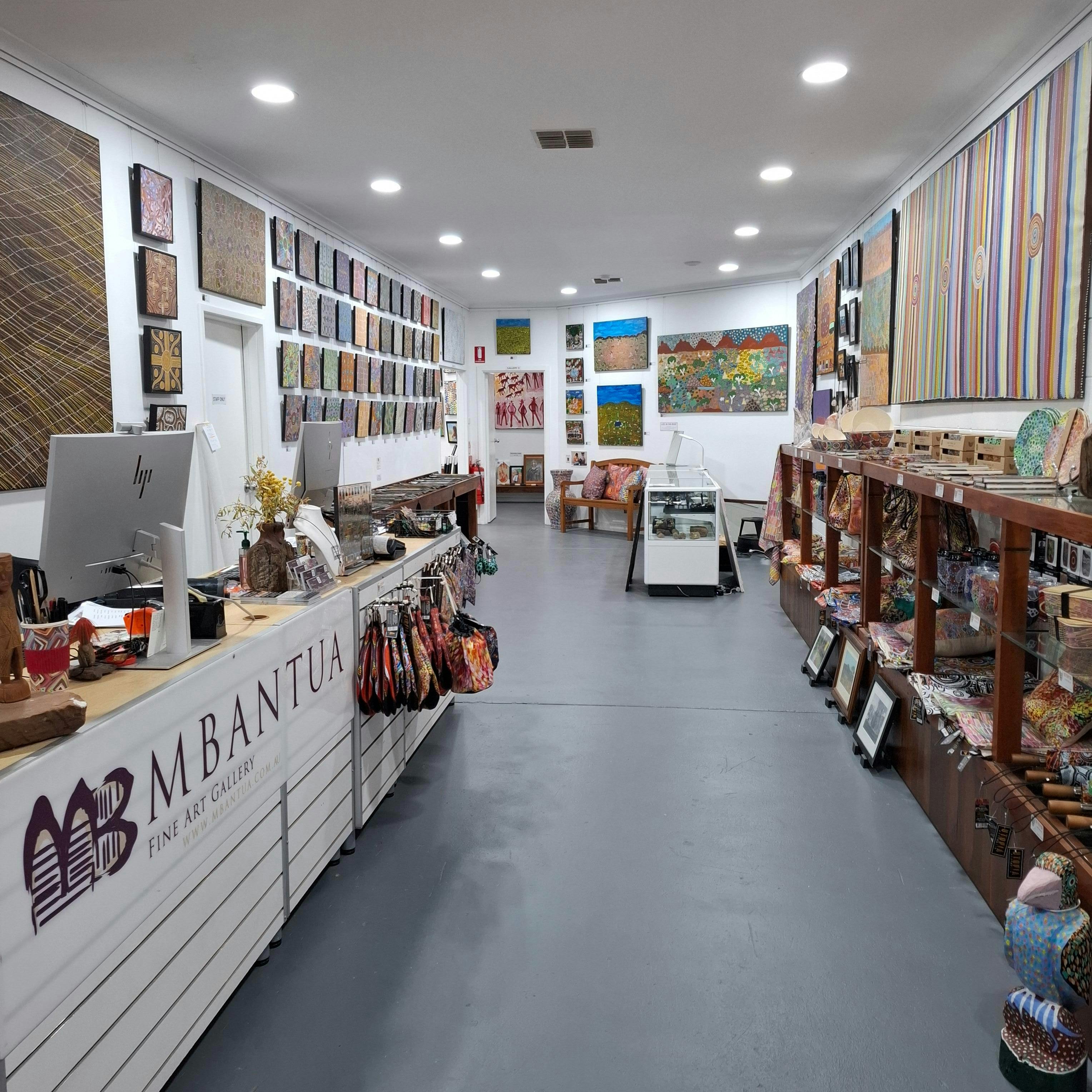Featuring small artworks display, loose paintings, giftware, Australia Opals, wooden sculptures.