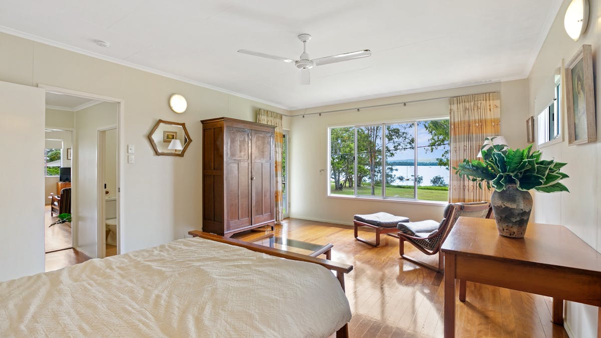 Main Bedroom Upstairs with Queen Bed