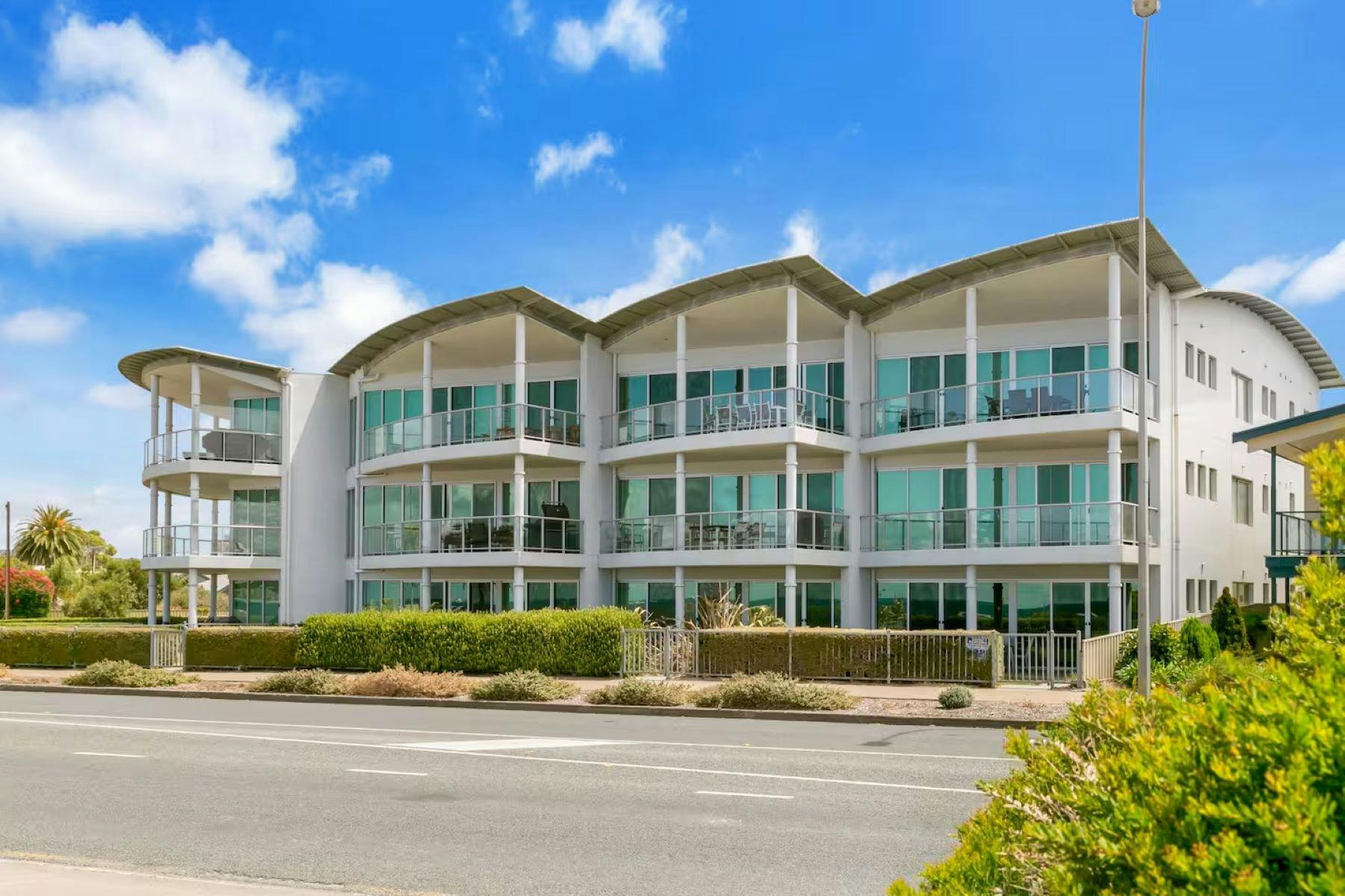 Gallery 16 Penthouse Apartment