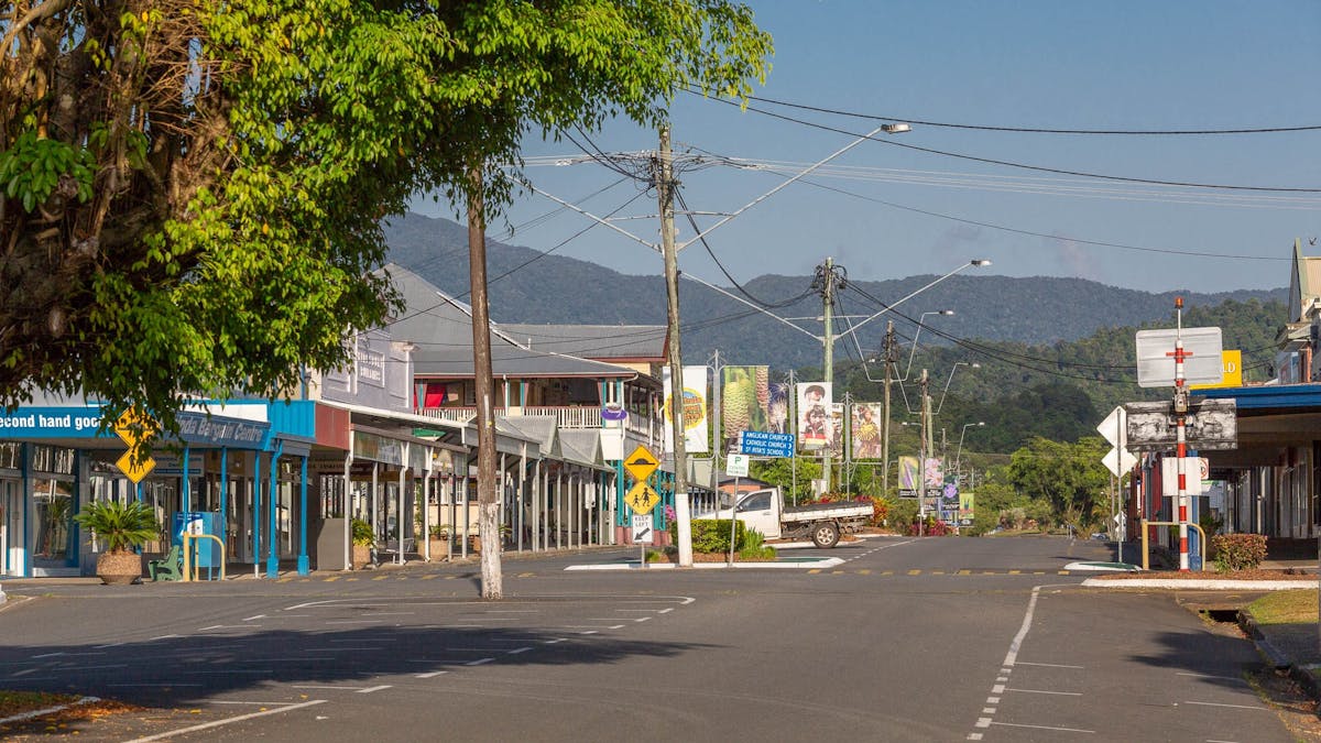 main street