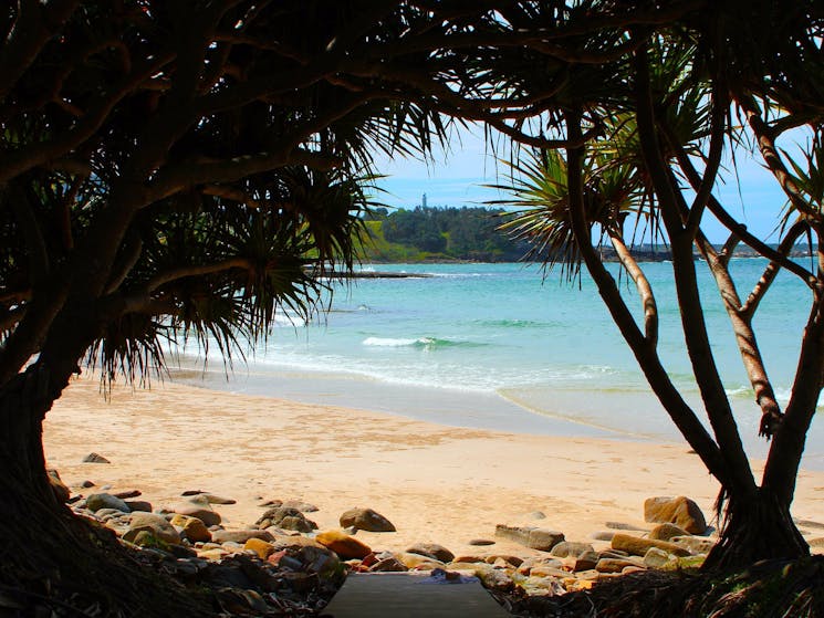 North aspect, with Yamba lighthouse centre frame. Yamba’s Convent Beach.