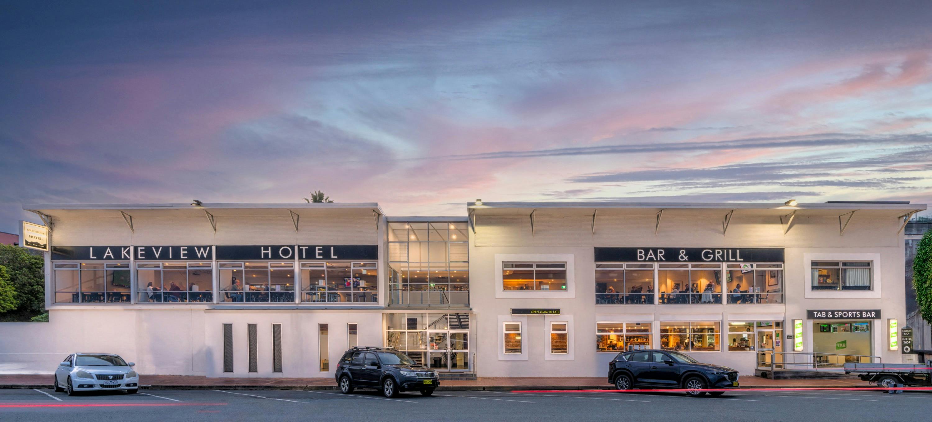 Lakeview hotel front view showing sky