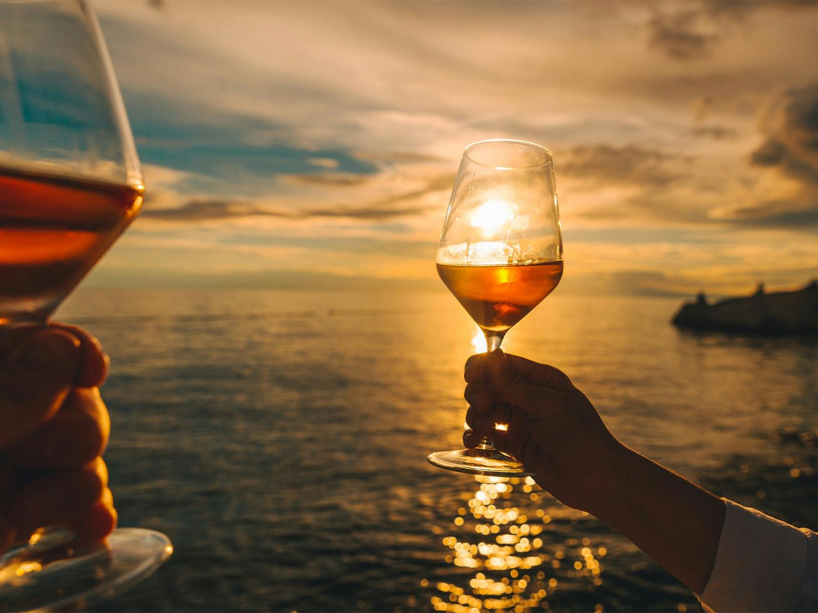Coastal_Adventures_Sailaway_Drinks