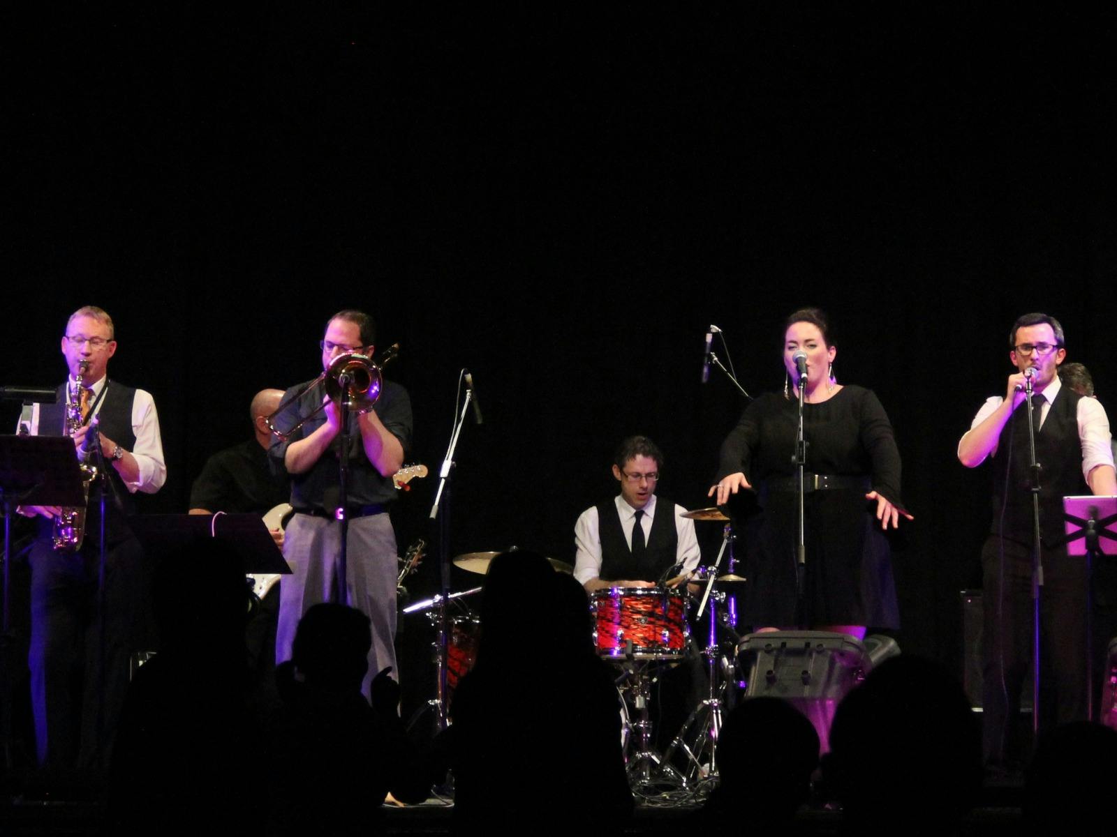 Motor City Sounds: Christmas Show