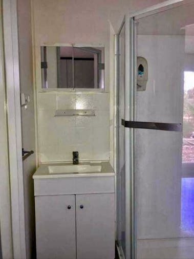 Selfcontained cabin with ensuite