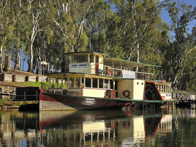 Pride of the Murray at Dock