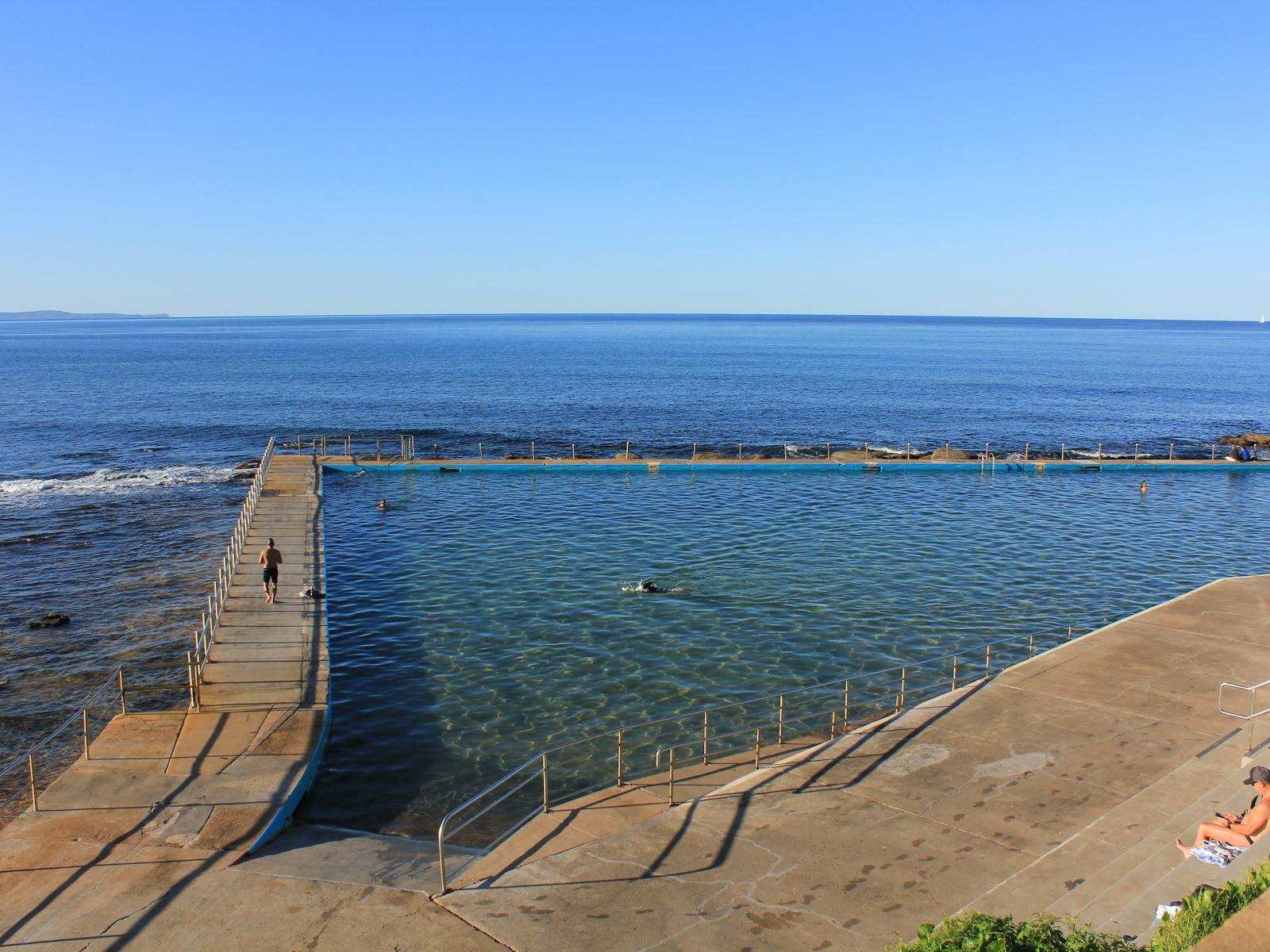 Collaroy 岩池