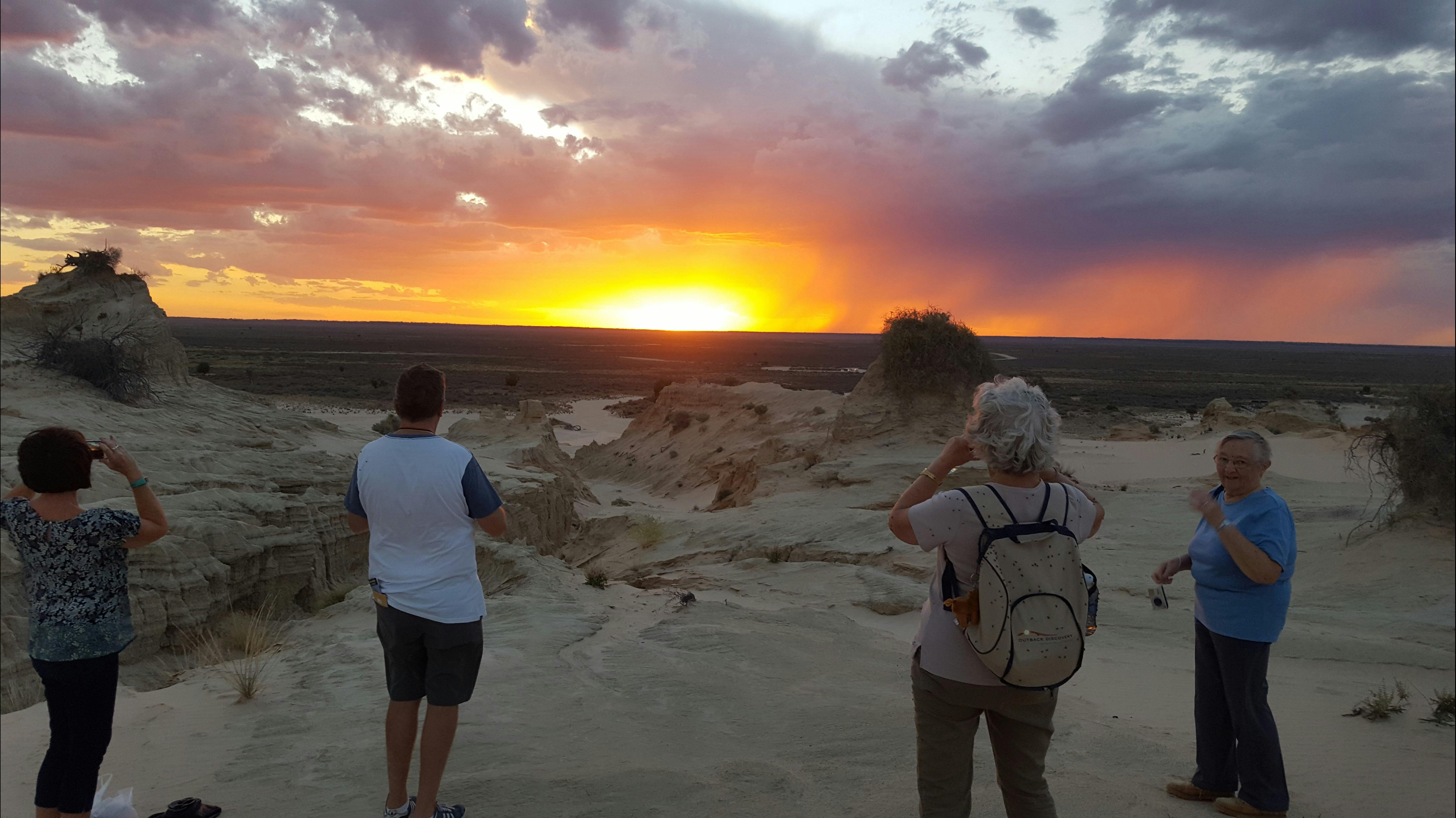 Mungo Sunset Tour from Balranald, NSW