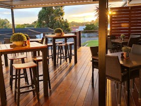 Outdoor dining on the deck
