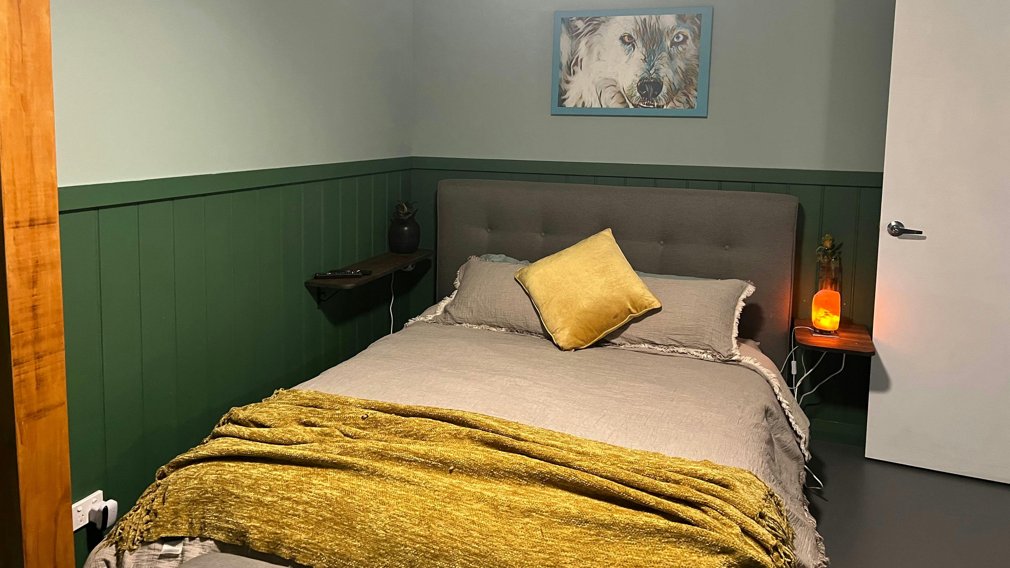 5 Star Off Grid Reteat