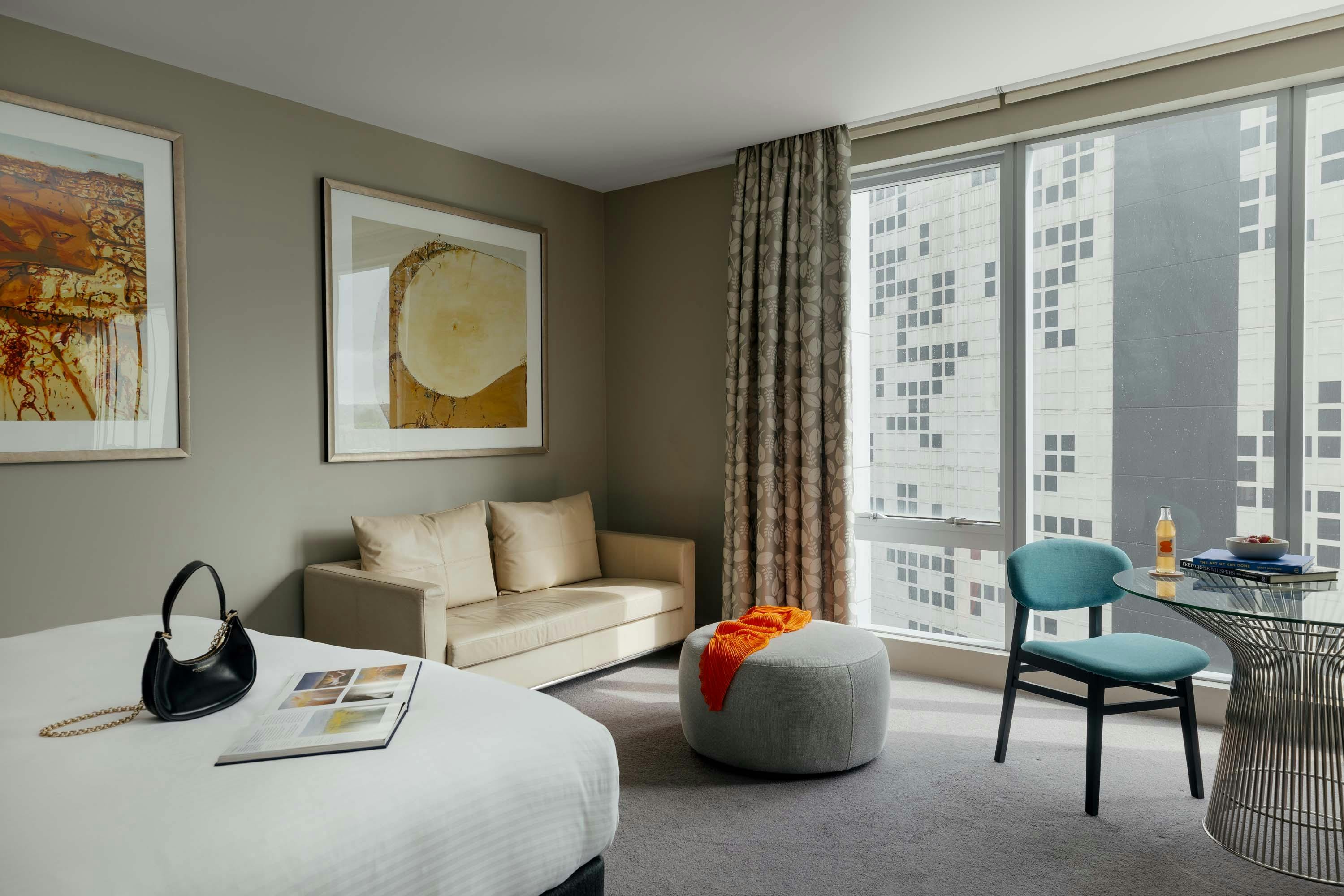 Deluxe Studio Suite