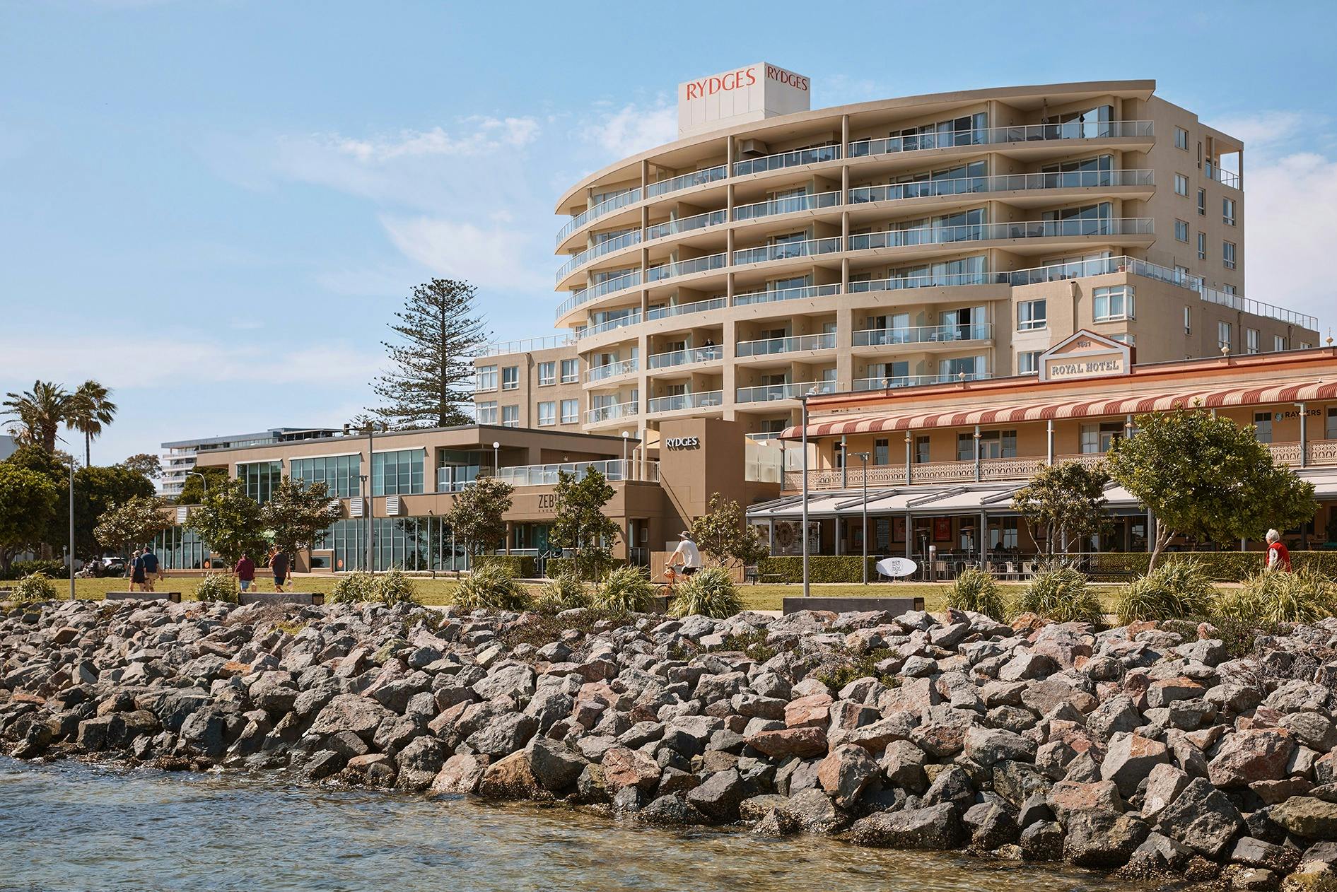 exterior rydges port macquarie