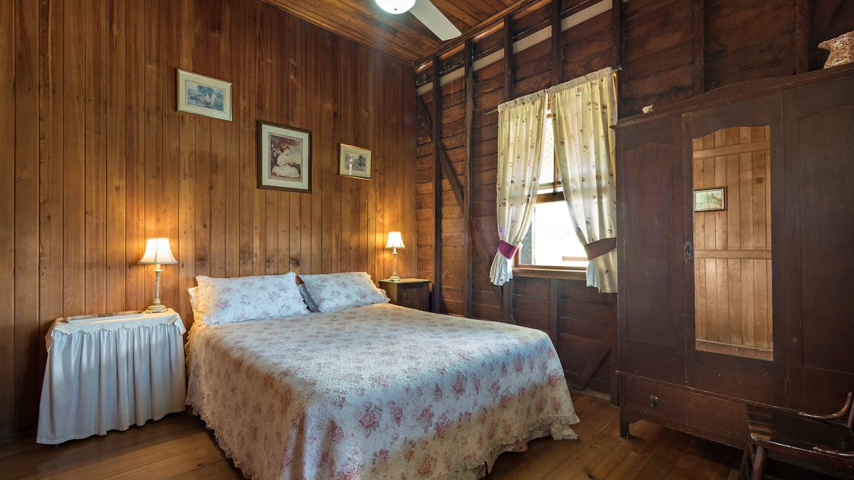 Cottage main bedroom