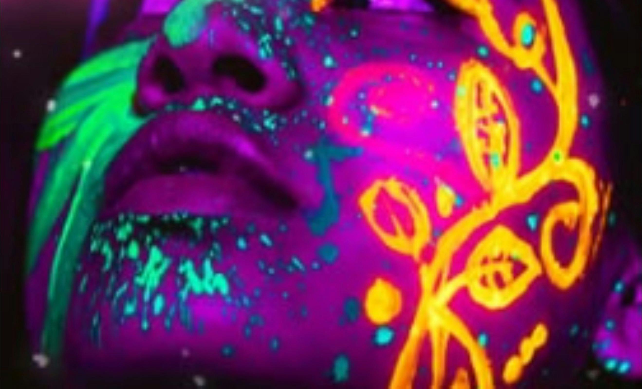 Glow in the dark party at clubhouse hotel