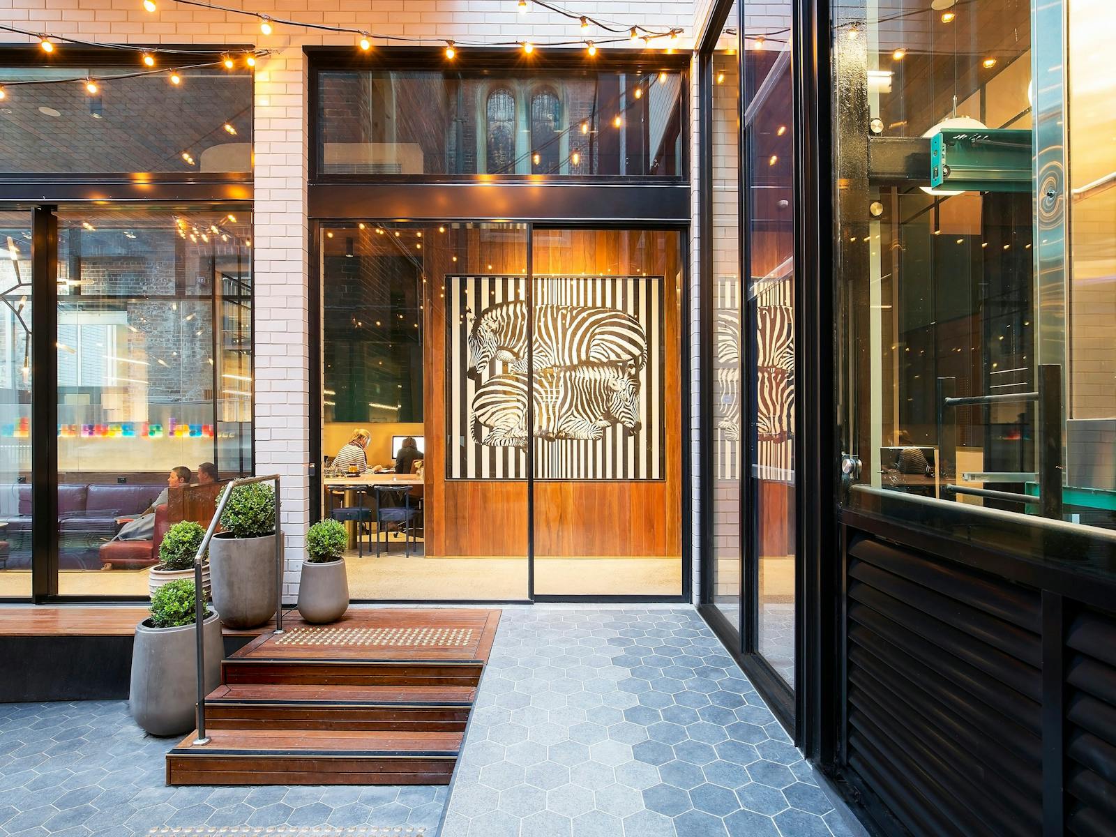 クリスタルブルックアルビオン