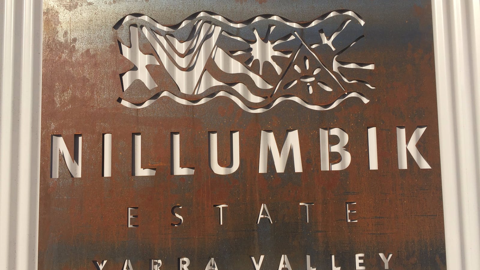 Nillumbik Estate