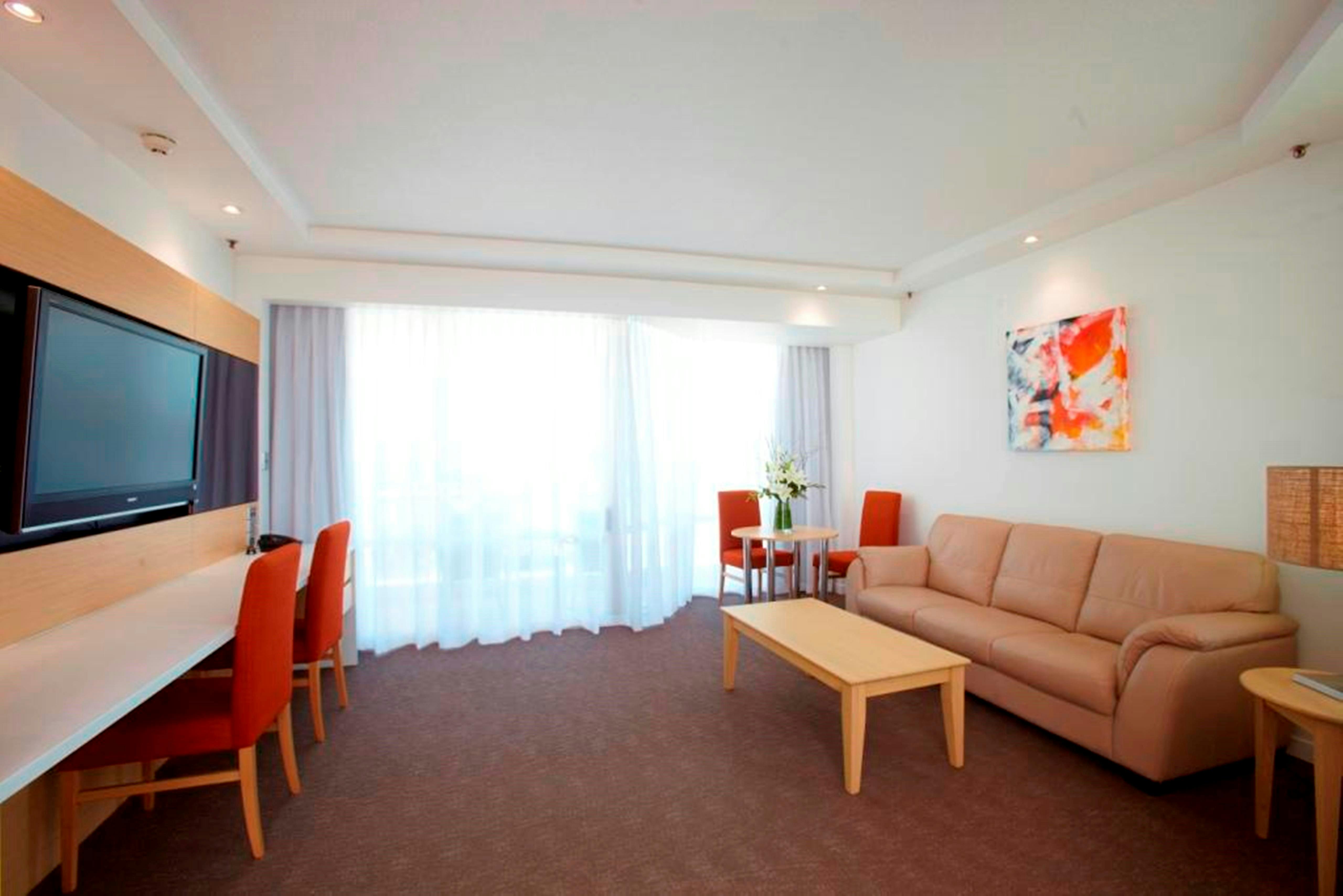 Deluxe Suite