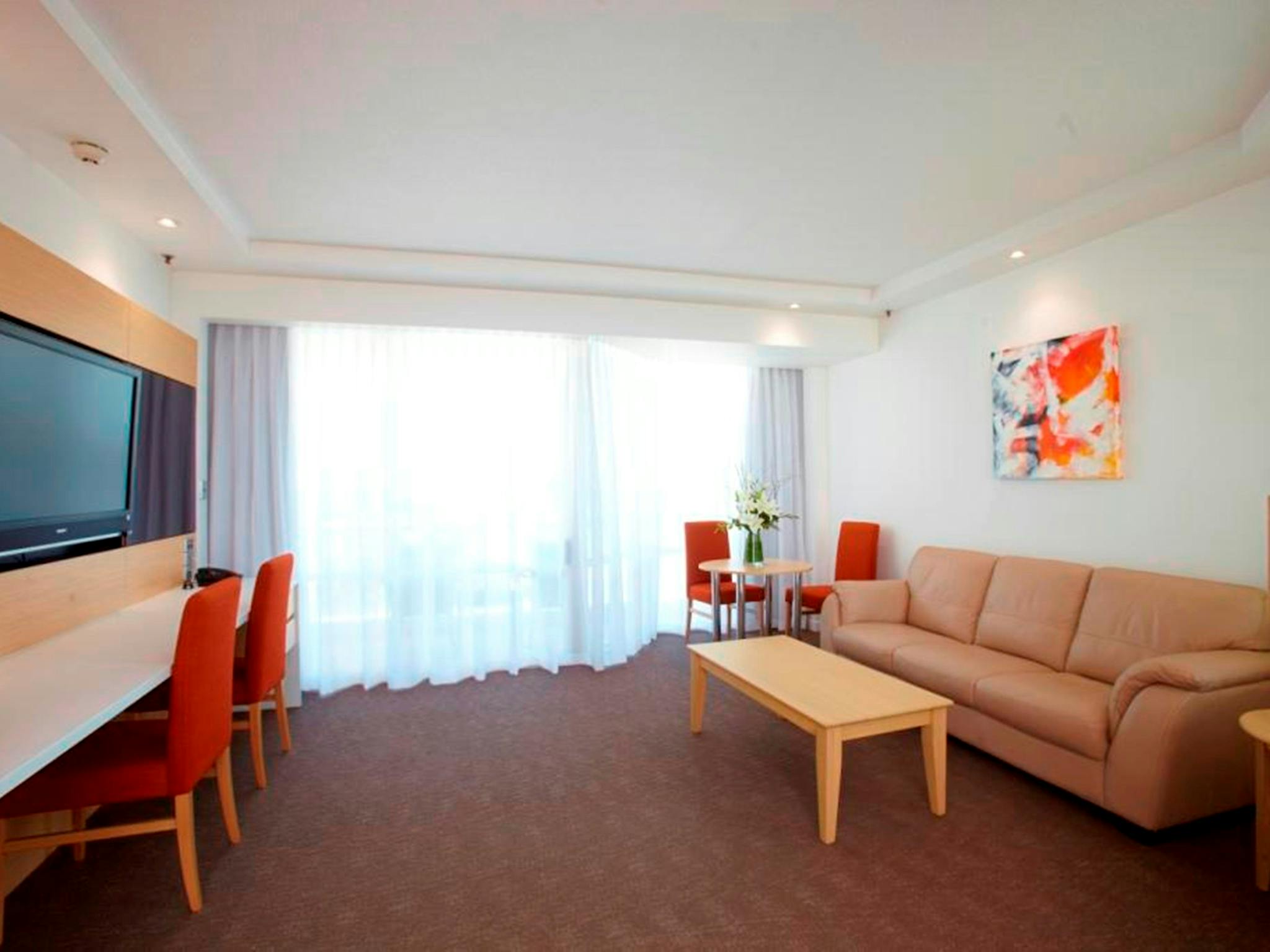 Deluxe Suite Lounge Deluxe Suite Lounge