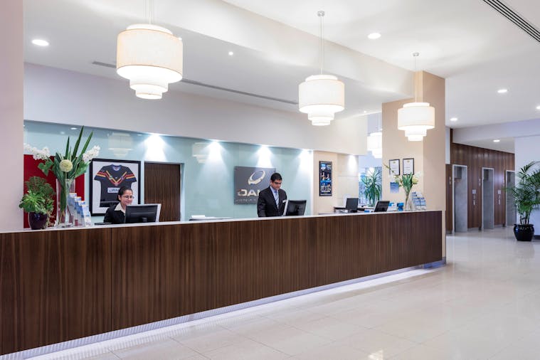 Oaks Glenelg Plaza Pier Suites - Adelaide, Accommodation | South ...