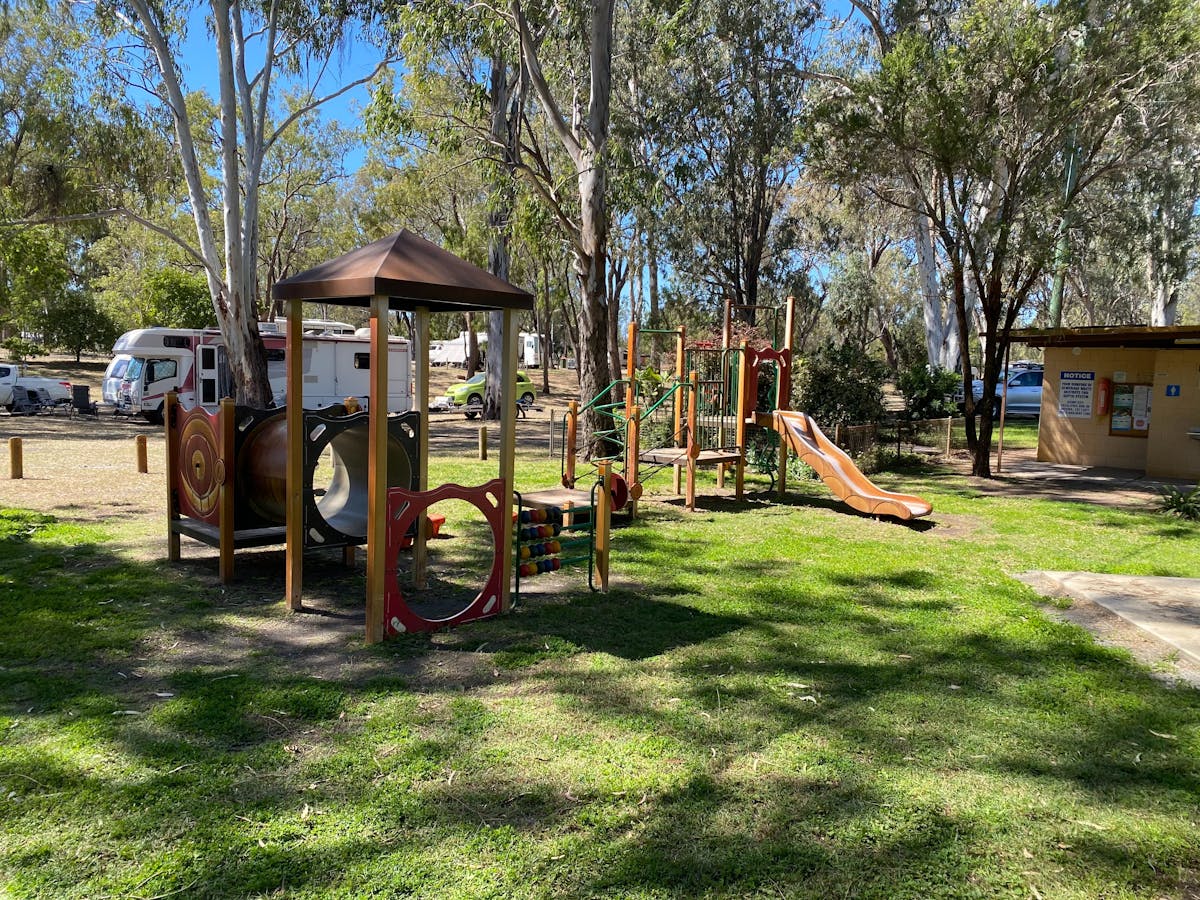 New play equipment - Dawson River, Apex Park